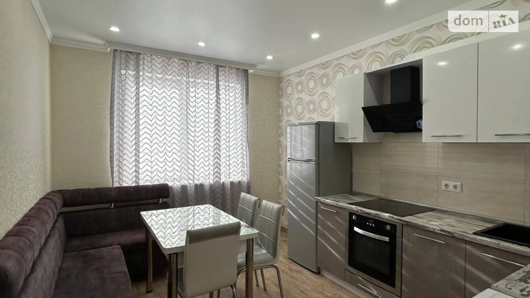 Продается 1-комнатная квартира 42 кв. м в Крыжановка, ул. Академика Сахарова, 3В - фото 4