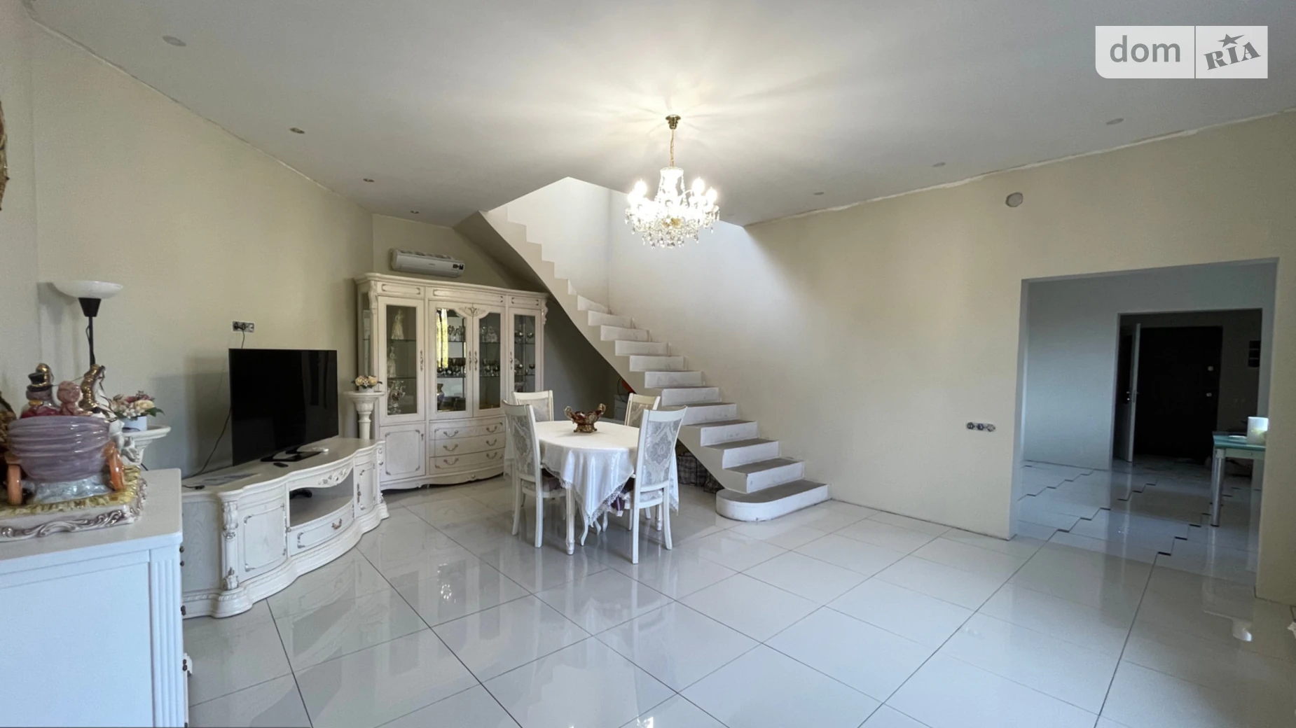 Продається будинок 2 поверховий 162 кв. м з ділянкою, цена: 215000 $ - фото 2