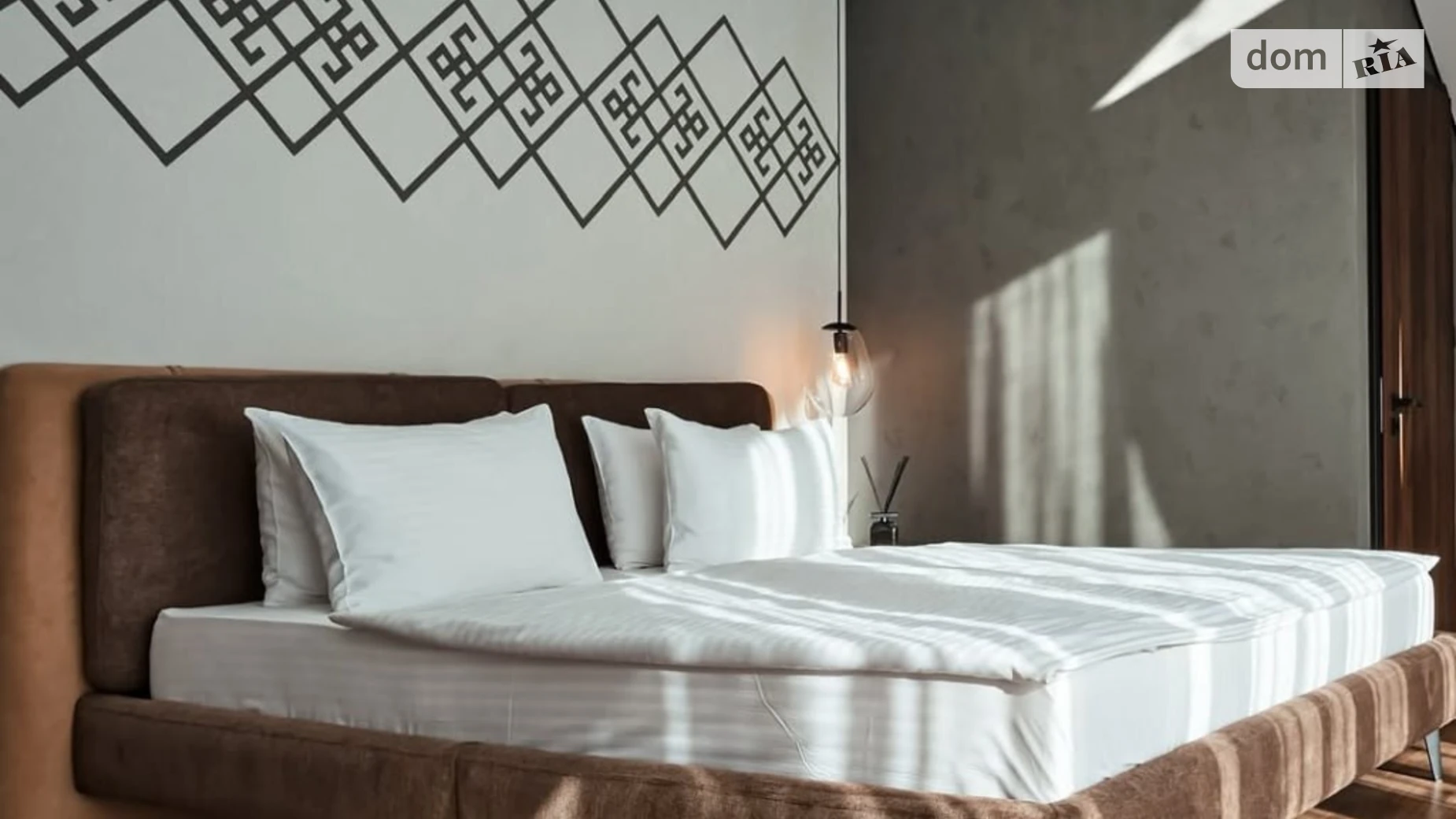 Продается дом на 2 этажа 120 кв. м с камином, цена: 340000 $ - фото 4