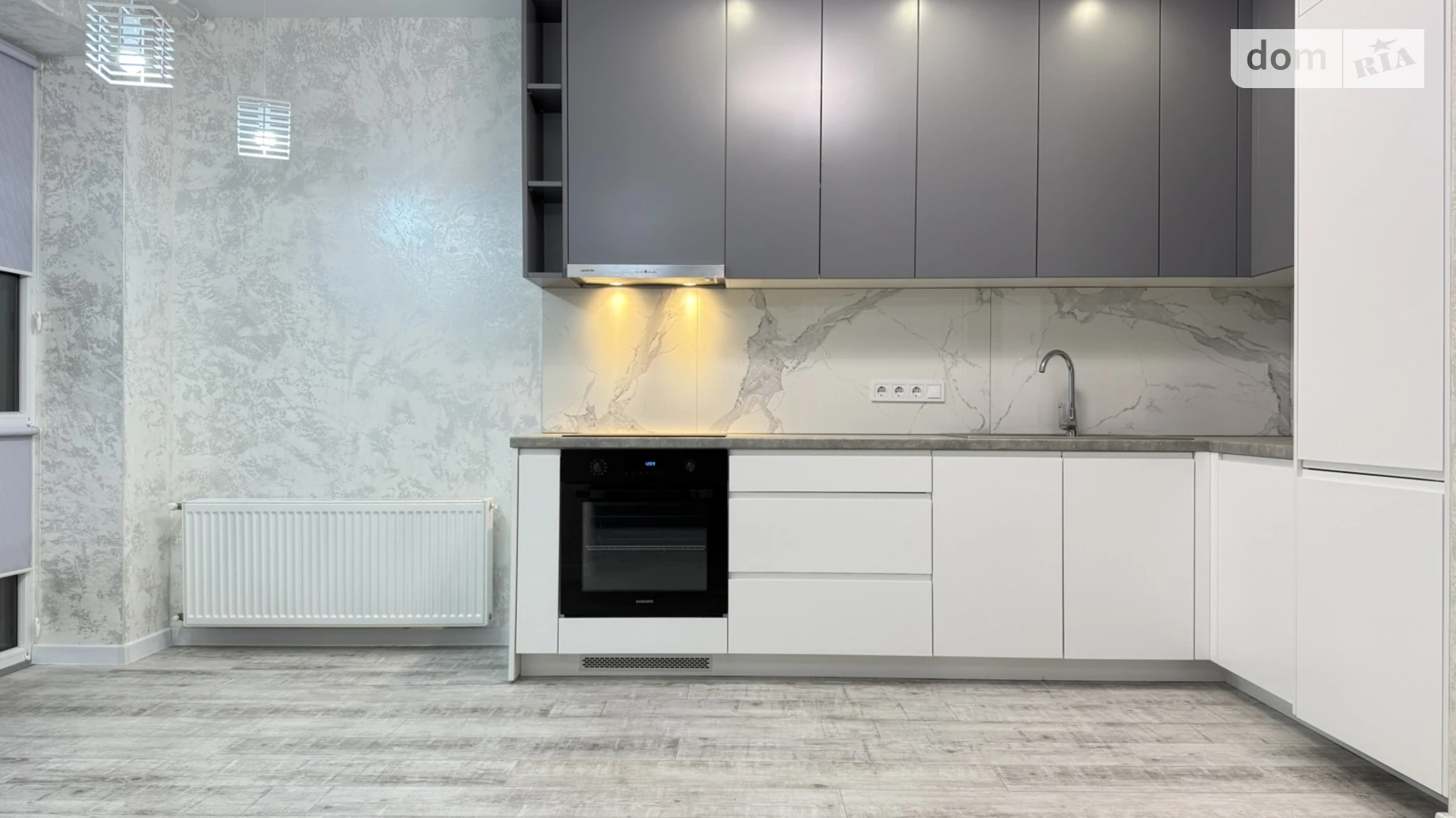 Продается 1-комнатная квартира 43 кв. м в Ровно, ул. Королева - фото 2