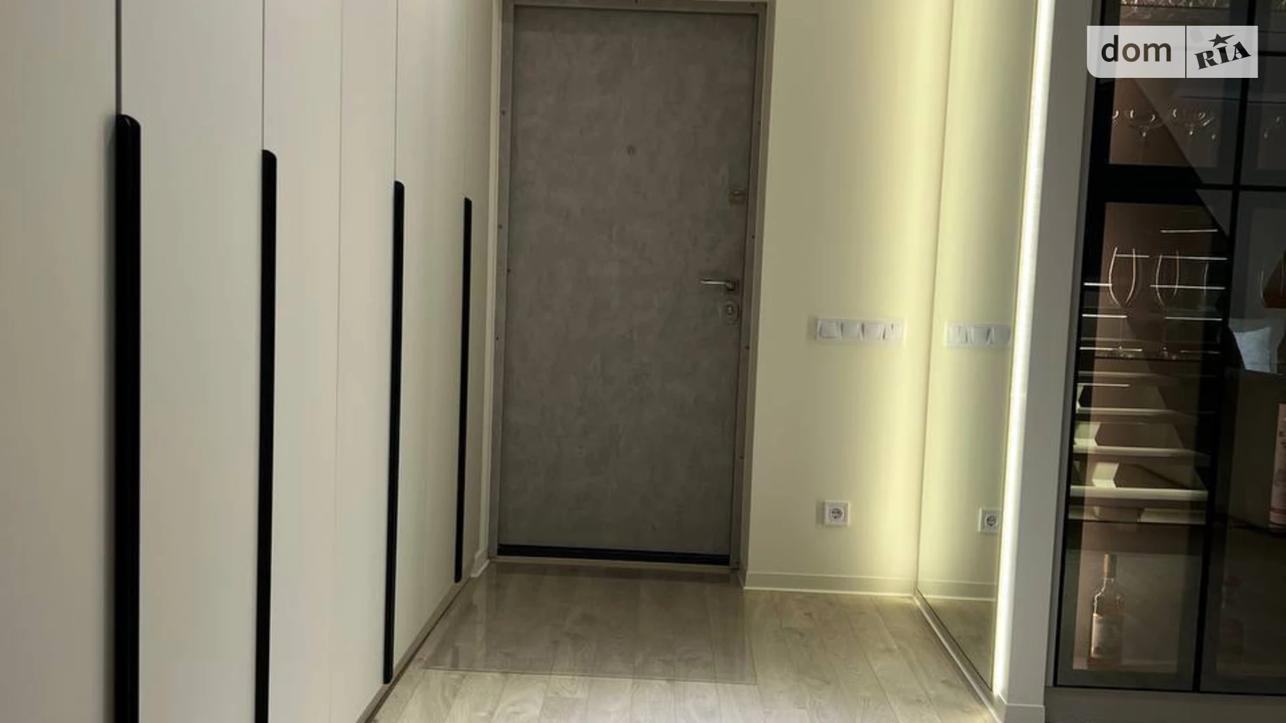 Продается 4-комнатная квартира 174.9 кв. м в Чагоре - фото 2