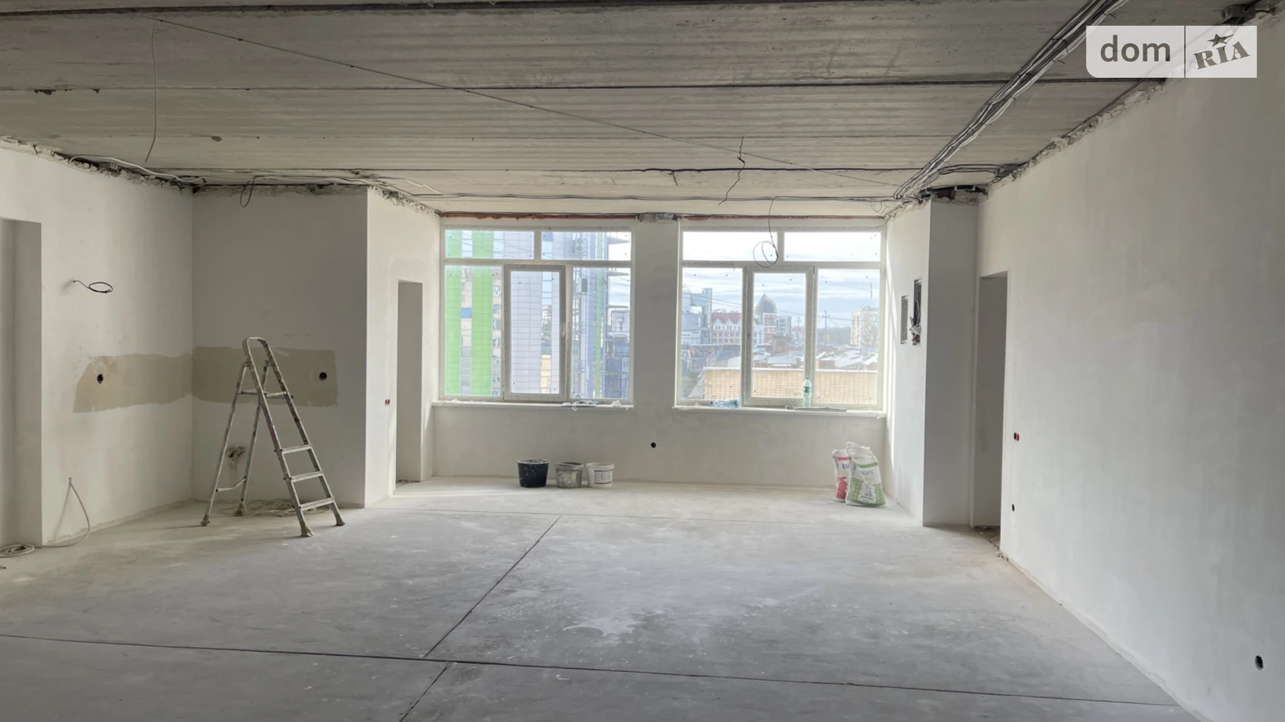 Продается 2-комнатная квартира 82.5 кв. м в Хмельницком, ул. Подольская, 58 - фото 2