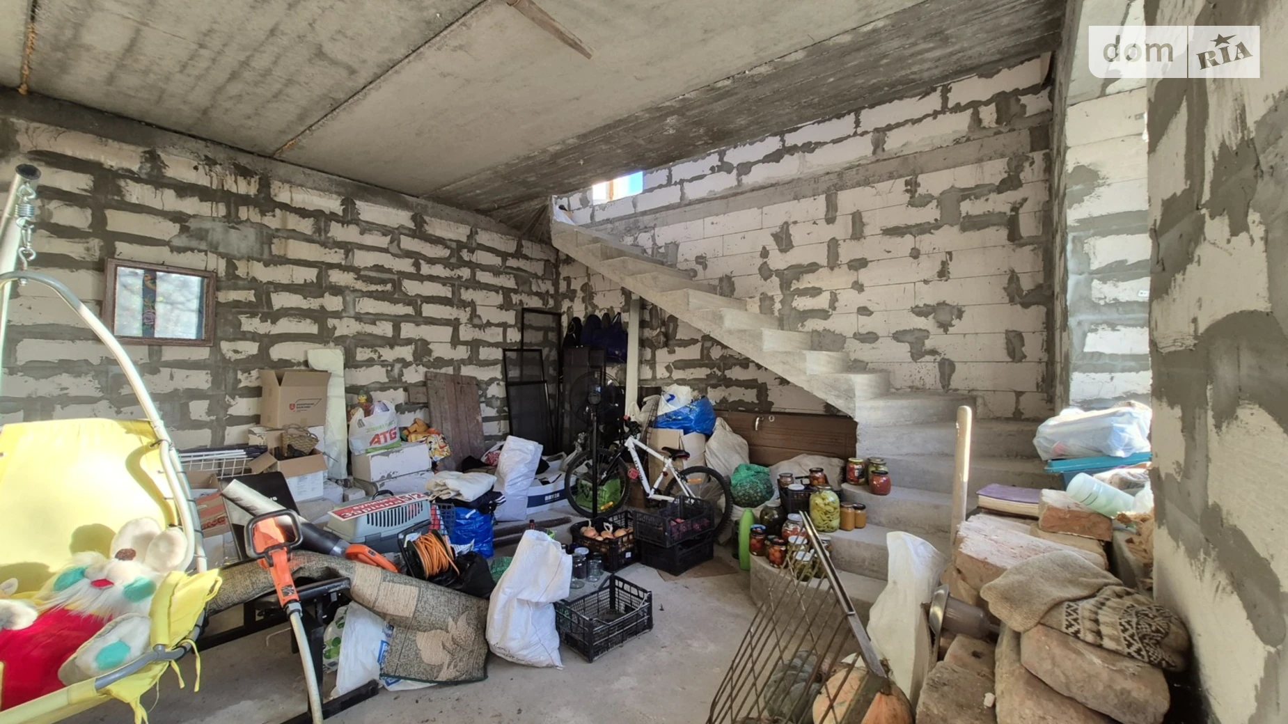 Продается дом на 3 этажа 115 кв. м с участком, цена: 95000 $ - фото 3