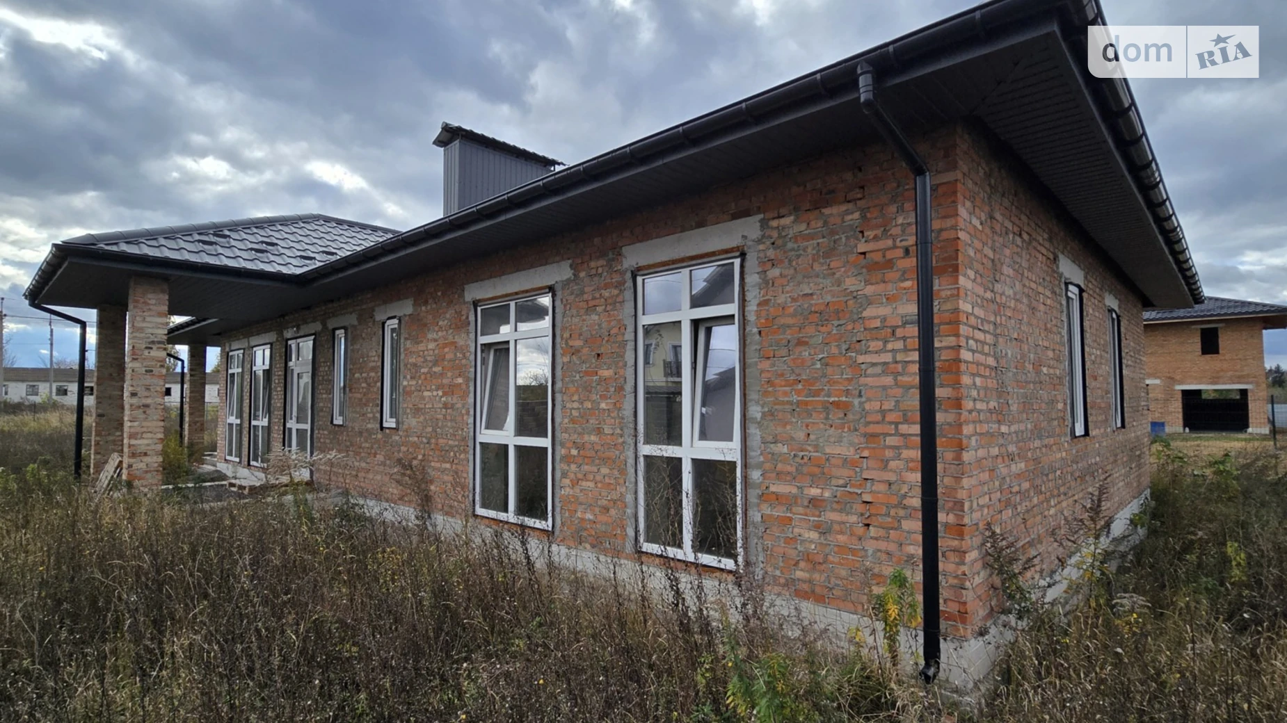 Продается одноэтажный дом 140 кв. м с верандой, цена: 110000 $ - фото 2