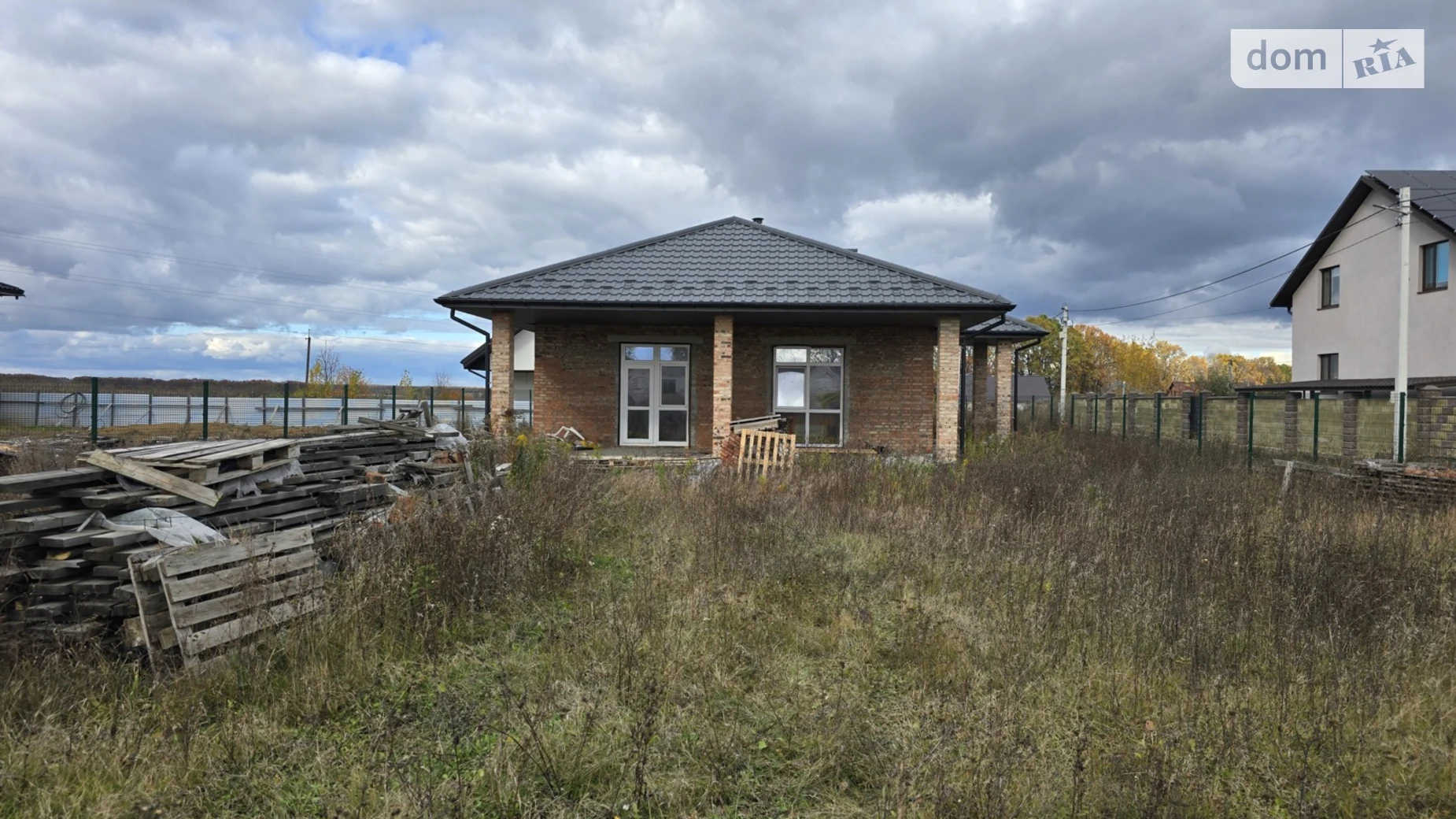 Продается одноэтажный дом 140 кв. м с верандой, цена: 110000 $ - фото 4