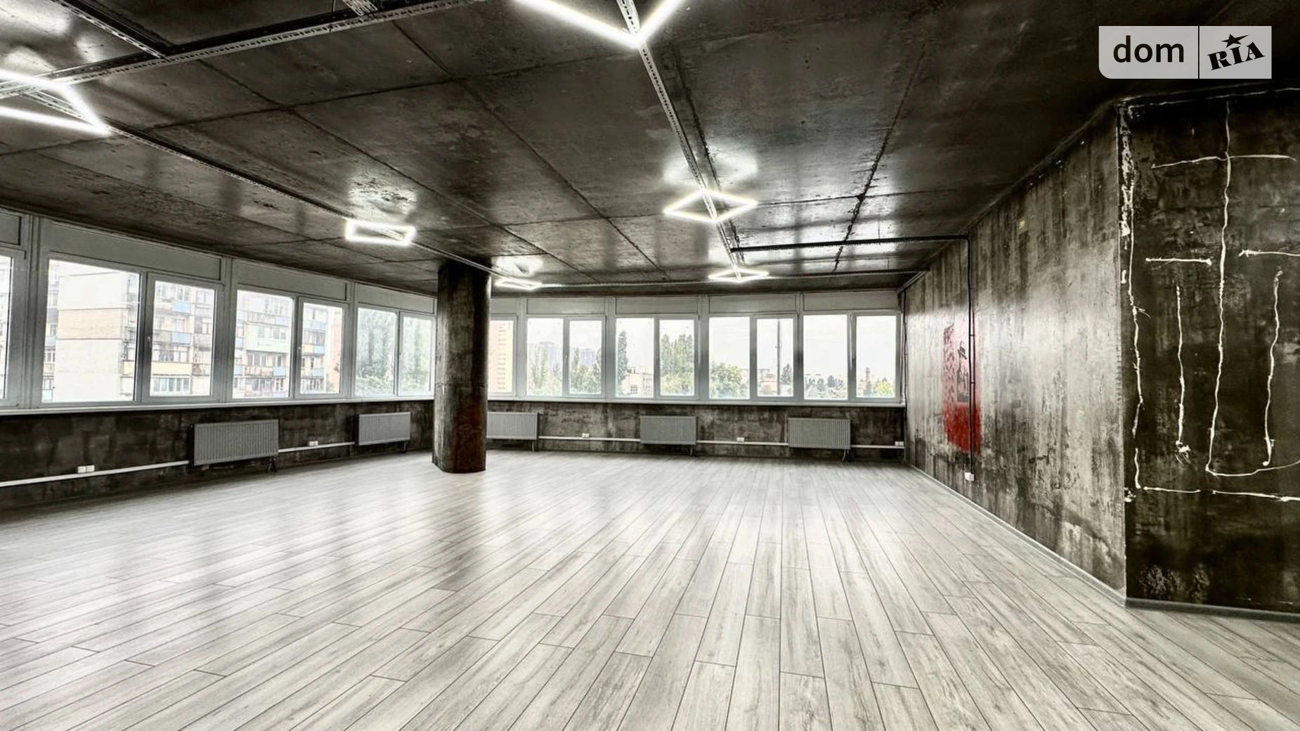 Сдается в аренду офис 108 кв. м в бизнес-центре, цена: 1000 $ - фото 2