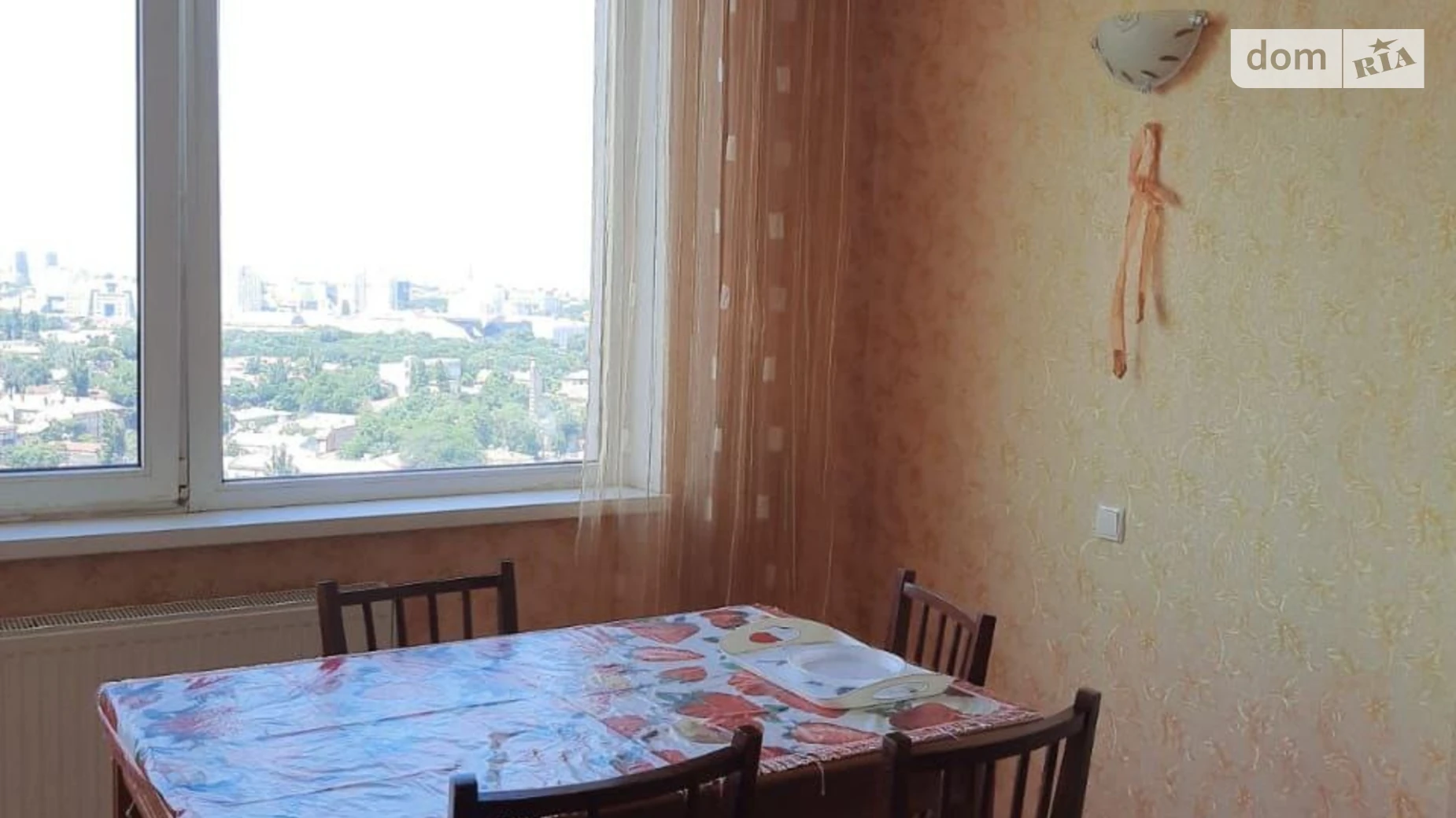 Сдается в аренду 1-комнатная квартира 63 кв. м в Одессе, ул. Среднефонтанская, 19Б - фото 2