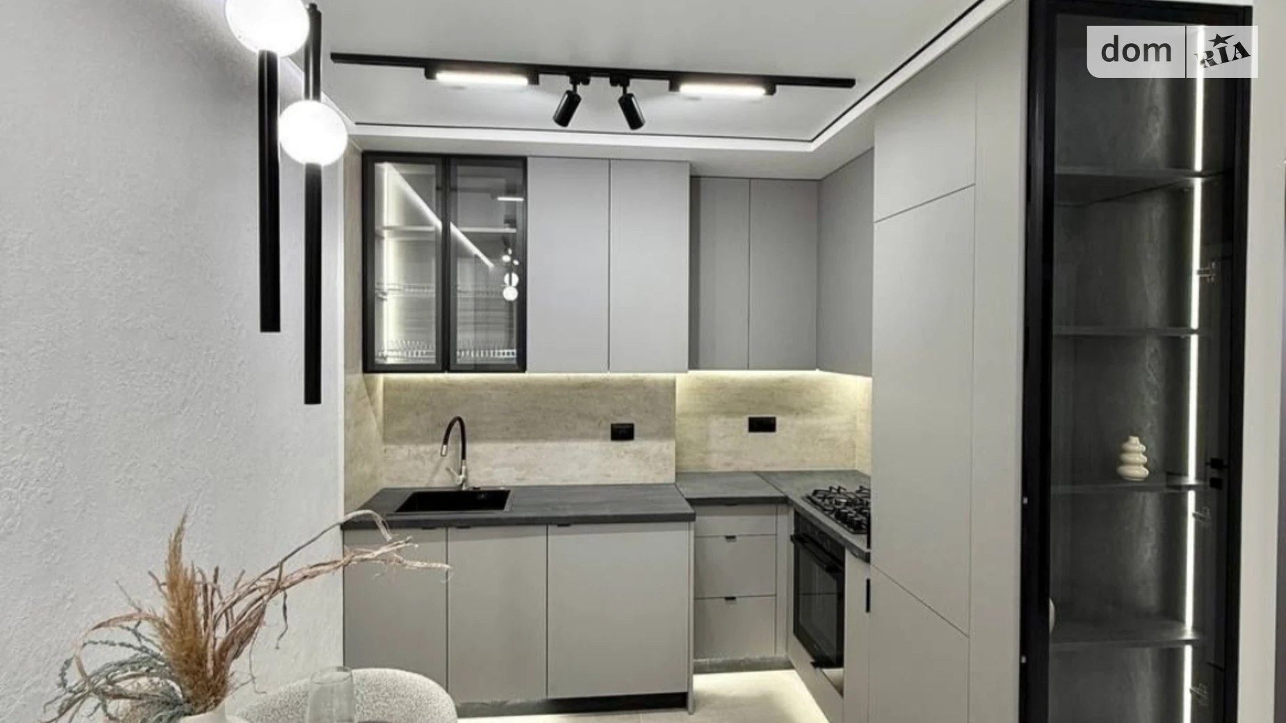 2-кімнатна квартира 58 кв. м у Тернополі, цена: 74900 $ - фото 2