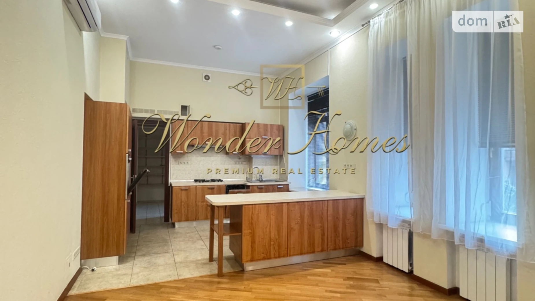 Продается 3-комнатная квартира 225 кв. м в Киеве, ул. Паньковская, 8 - фото 2