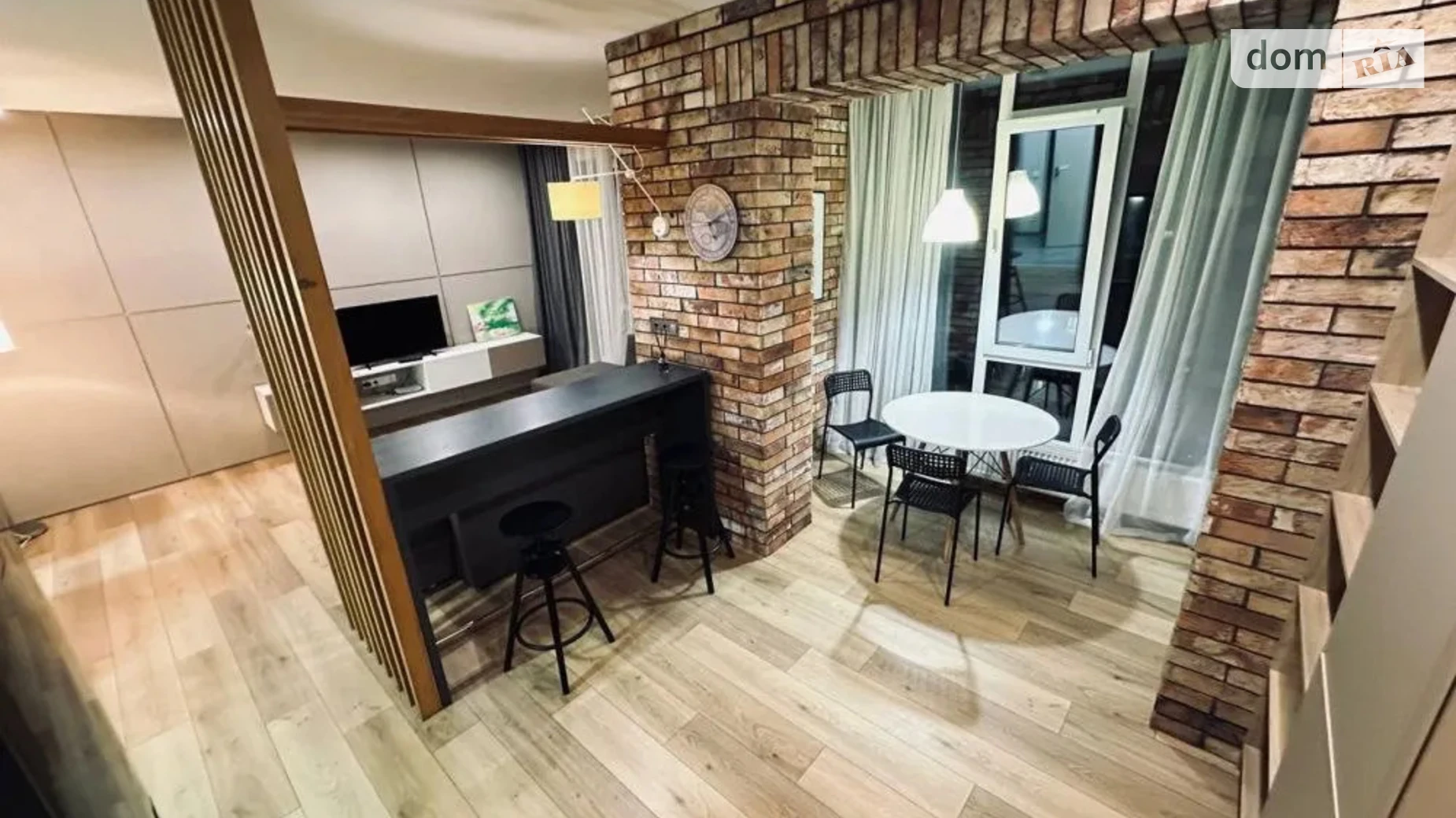 Продается 1-комнатная квартира 42 кв. м в Днепре, ул. Левка Лукьяненко, 16 - фото 2