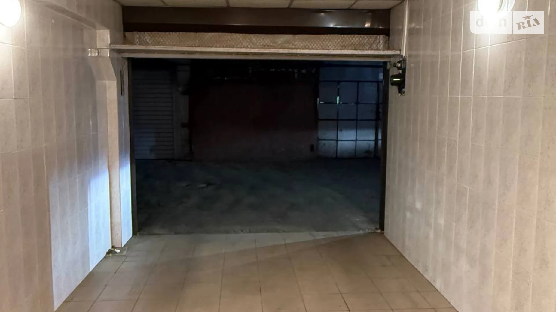 Здається в оренду місце в гаражному кооперативі під легкове авто на 10 кв. м, цена: 6000 грн - фото 3