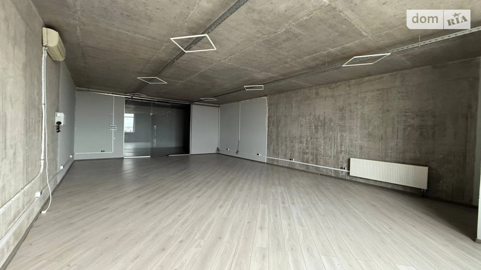 Сдается в аренду офис 76 кв. м в бизнес-центре, цена: 760 $ - фото 4