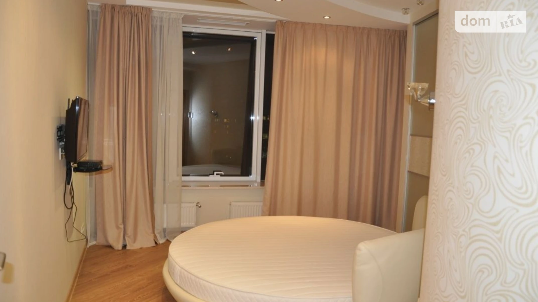 Продается 3-комнатная квартира 101 кв. м в Днепре, ул. Королевы Елизаветы II(Глинки) - фото 5