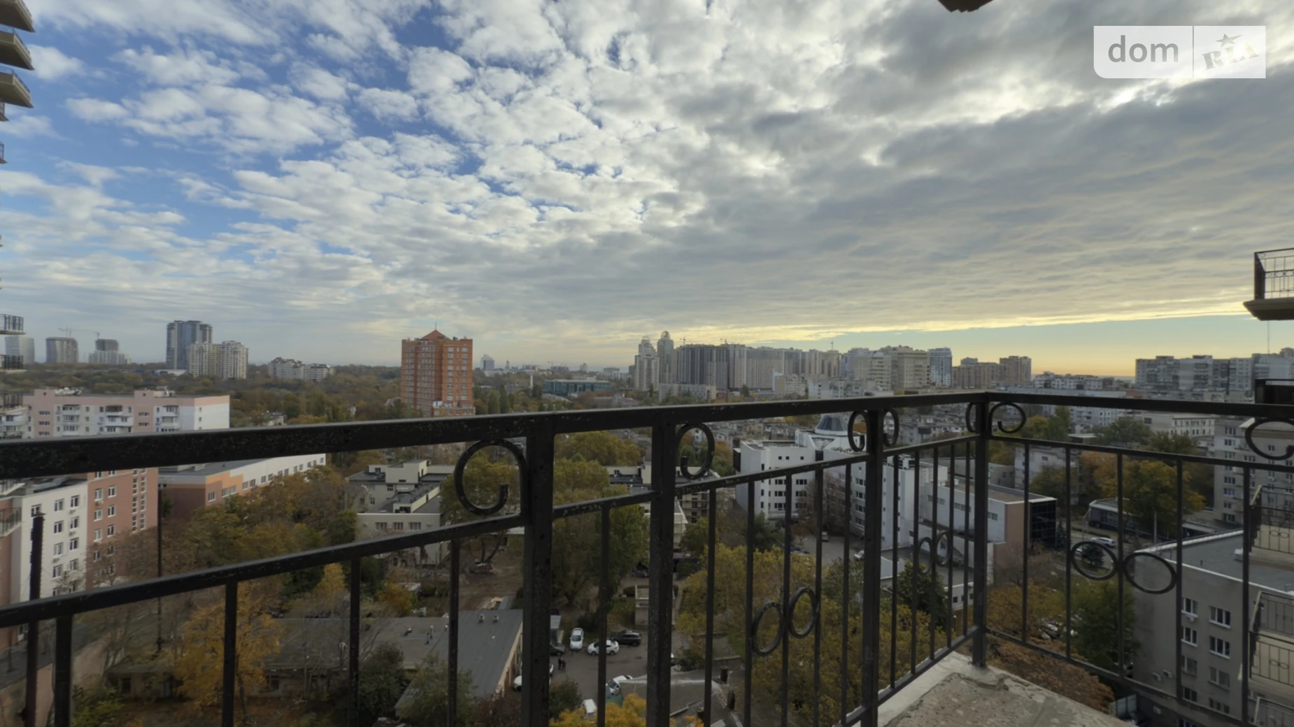 Продается 1-комнатная квартира 49.18 кв. м в Одессе, Фонтанская дор., 25 корпус 2 - фото 2