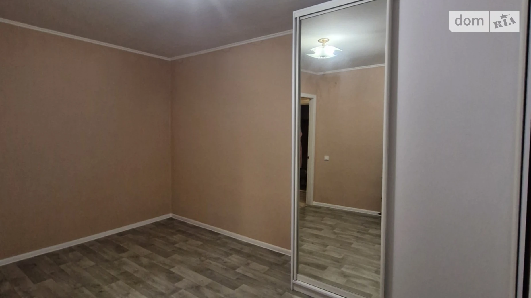 Продается 1-комнатная квартира 231 кв. м в Кривом Роге, ул. 4-й Заречный микрорайон, 12 - фото 2