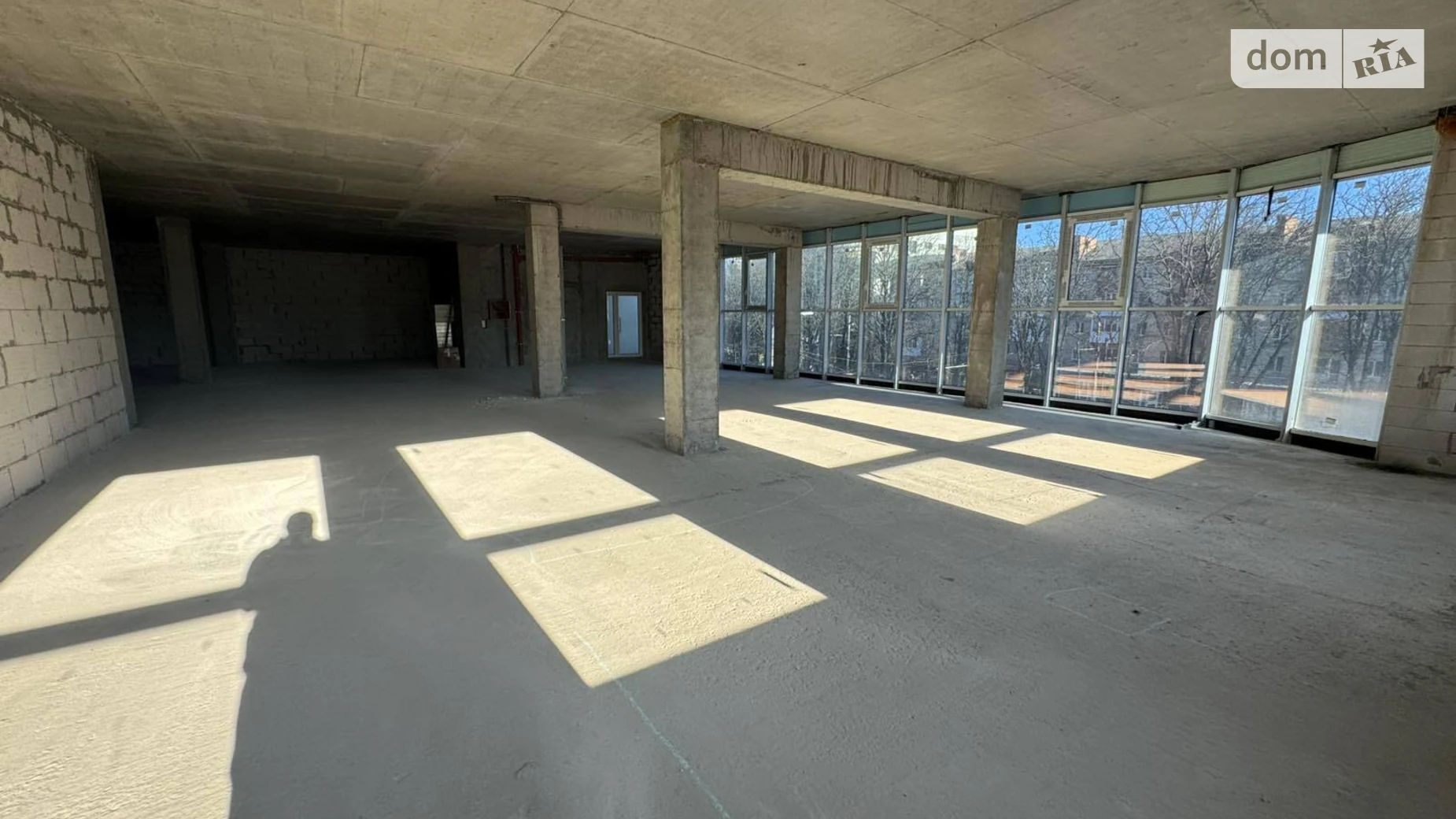 Продается офис 339 кв. м в бизнес-центре, цена: 550000 $ - фото 5