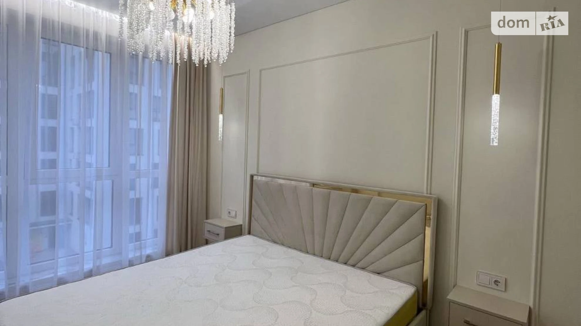 Продається 1-кімнатна квартира 45 кв. м у Минаї, вул. Августина Волошина, 10 - фото 2