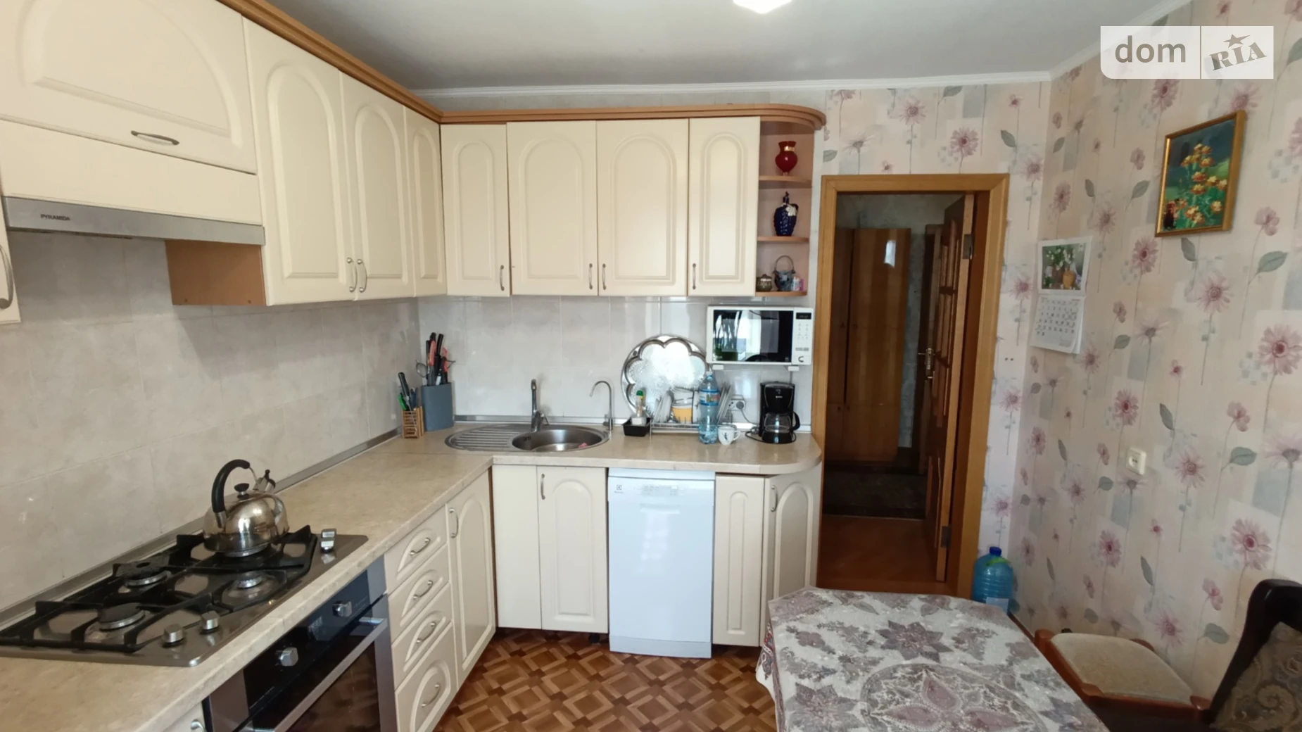 Продается 3-комнатная квартира 85.3 кв. м в Ирпене, ул. Севериновская(Октябрьская), 9 - фото 2