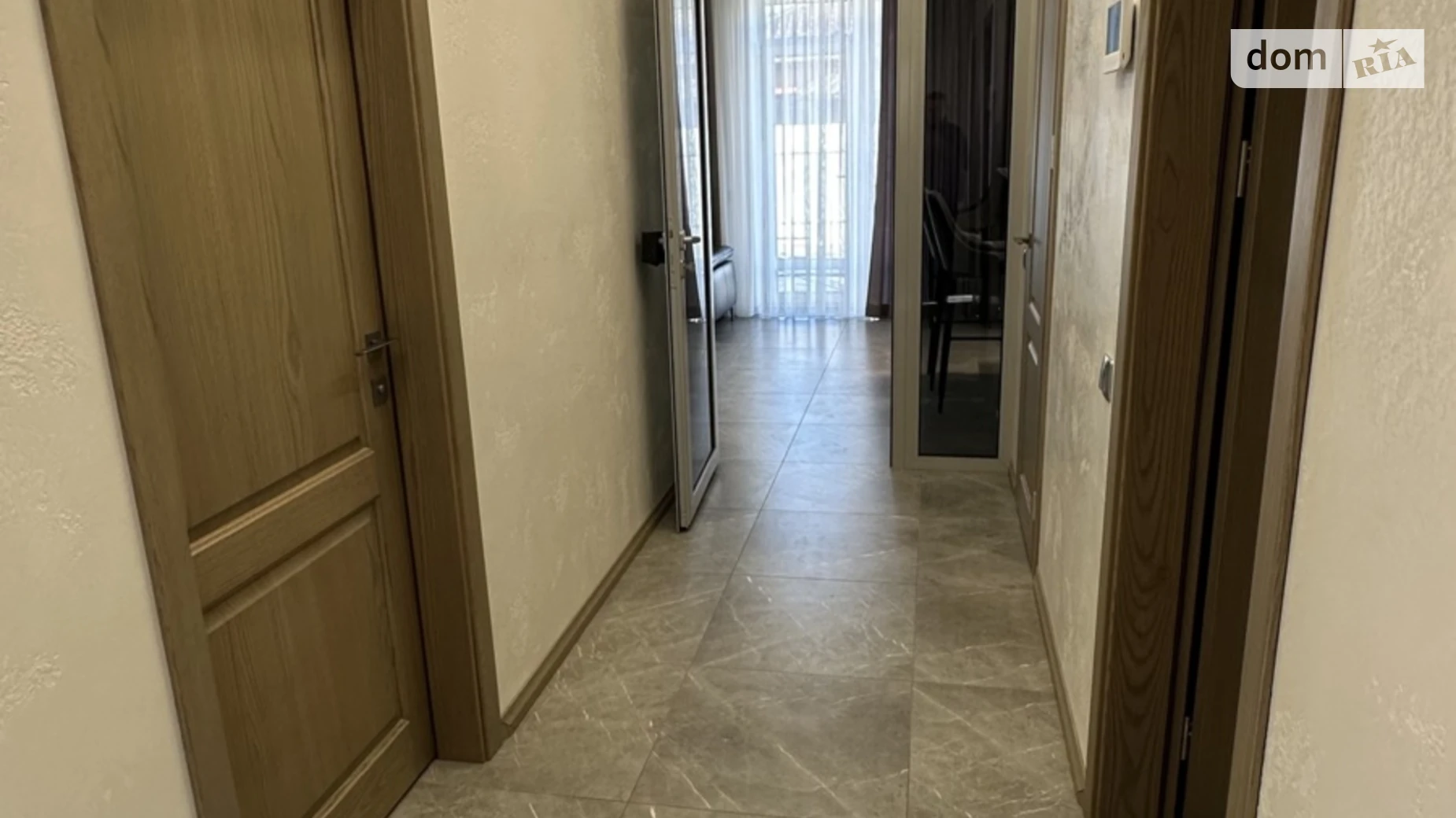 Здається в оренду одноповерховий будинок 100 кв. м з ділянкою, цена: 1300 $ - фото 2