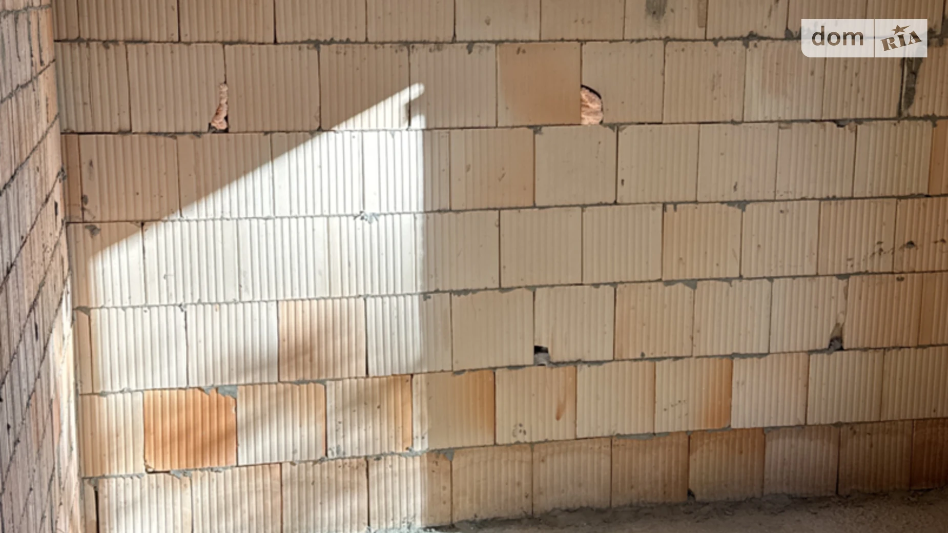 Продается дом на 2 этажа 130 кв. м с верандой, цена: 190000 $ - фото 2