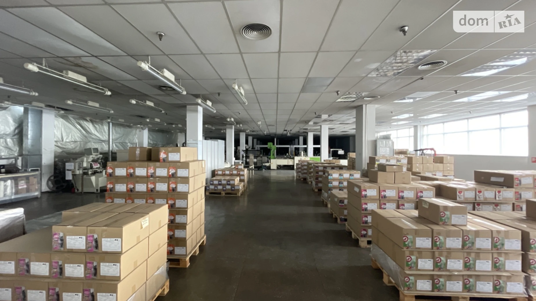 Сдается в аренду объект сферы услуг 1800 кв. м в 5-этажном здании, цена: 396000 грн - фото 3