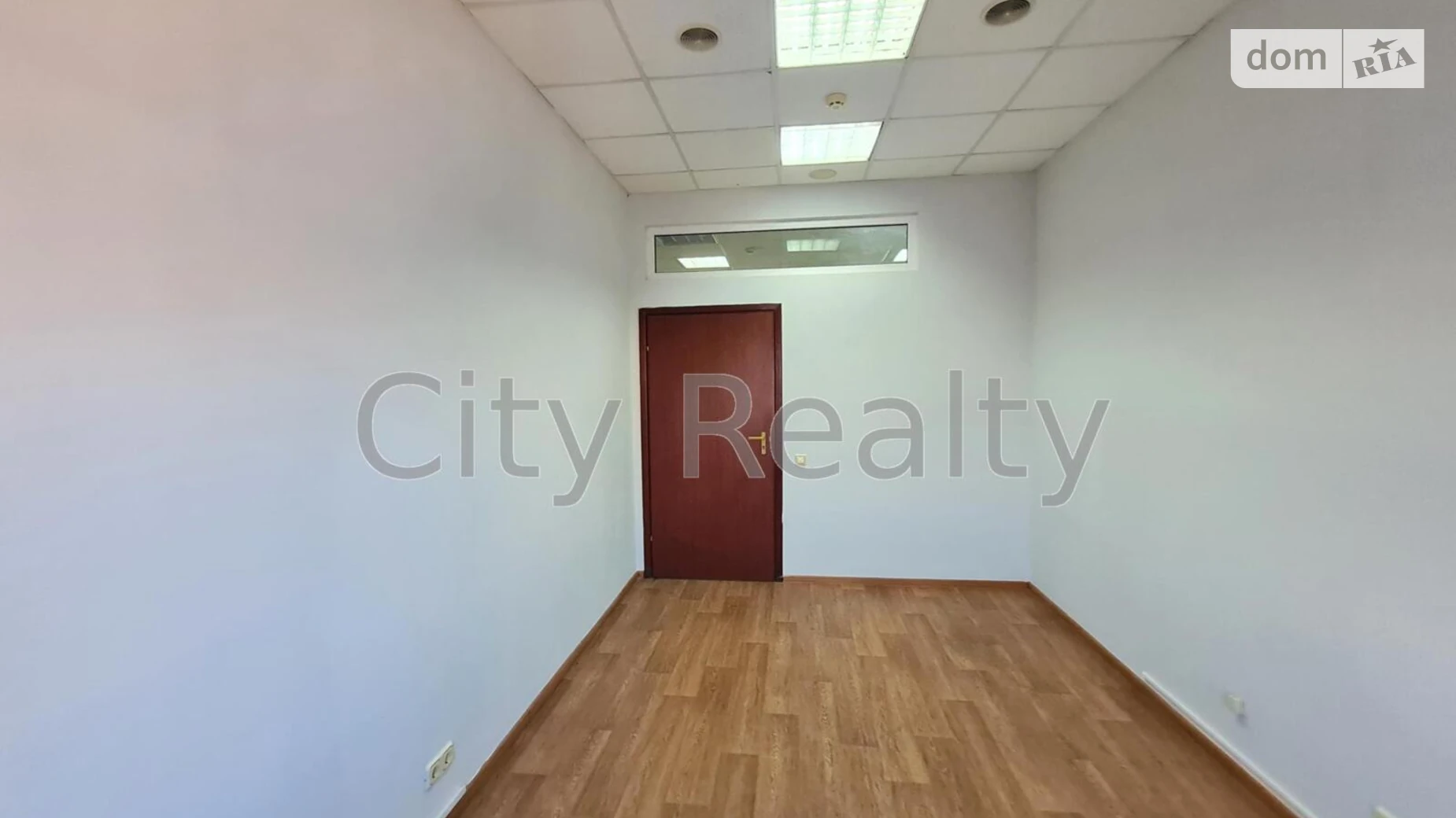 Сдается в аренду офис 67 кв. м в бизнес-центре, цена: 23115 грн - фото 4