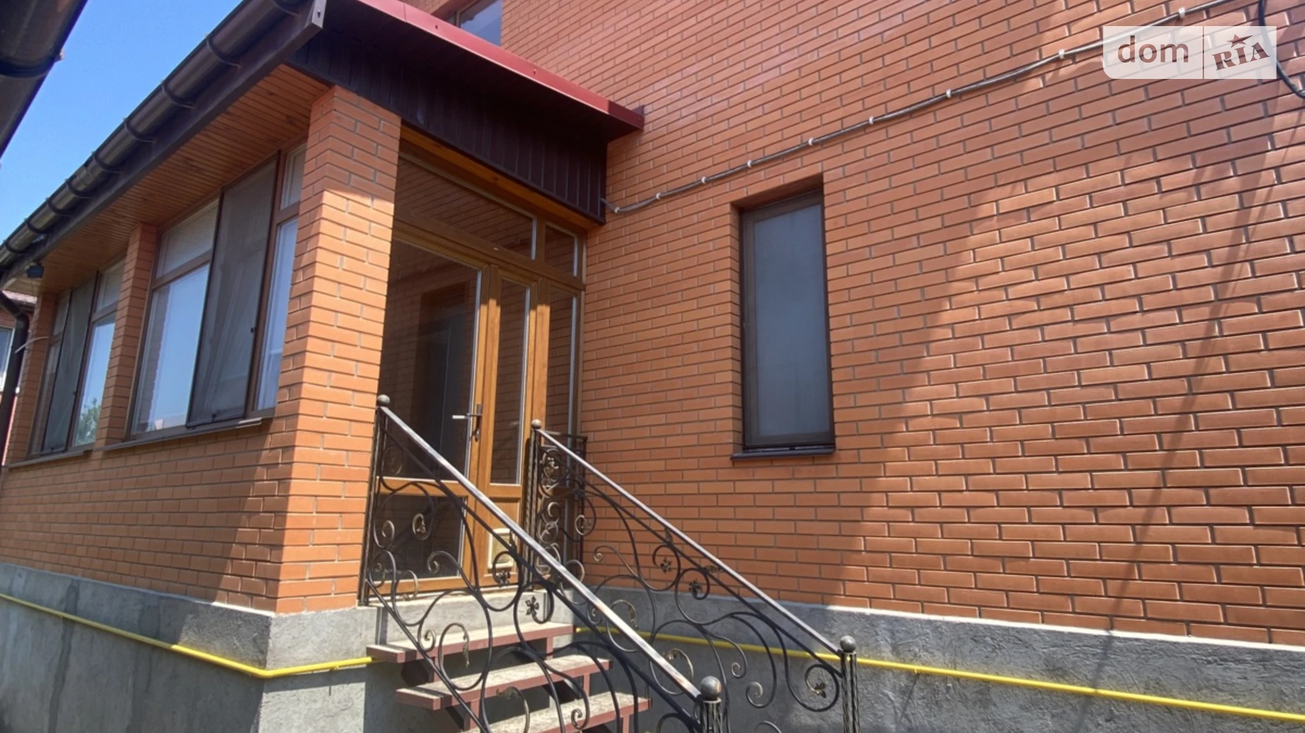 Продается дом на 2 этажа 256.7 кв. м с камином, цена: 150000 $ - фото 2