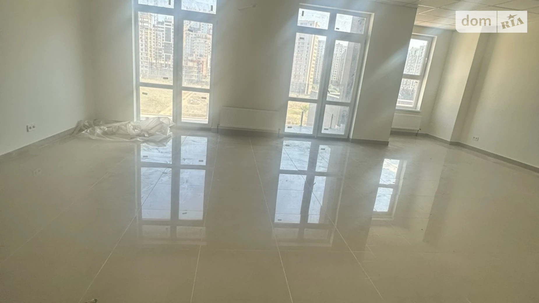 Сдается в аренду помещения свободного назначения 73 кв. м в 9-этажном здании, цена: 20000 грн - фото 5