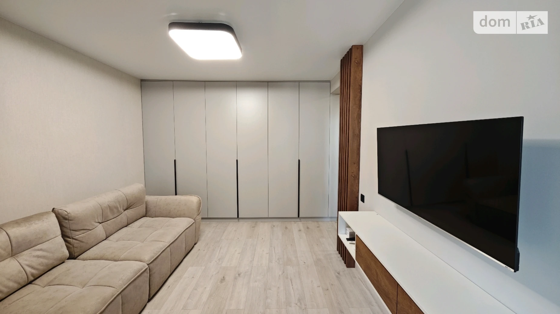 Сдается в аренду 1-комнатная квартира 50 кв. м в Одессе, ул. Варненская, 27А/3 - фото 4