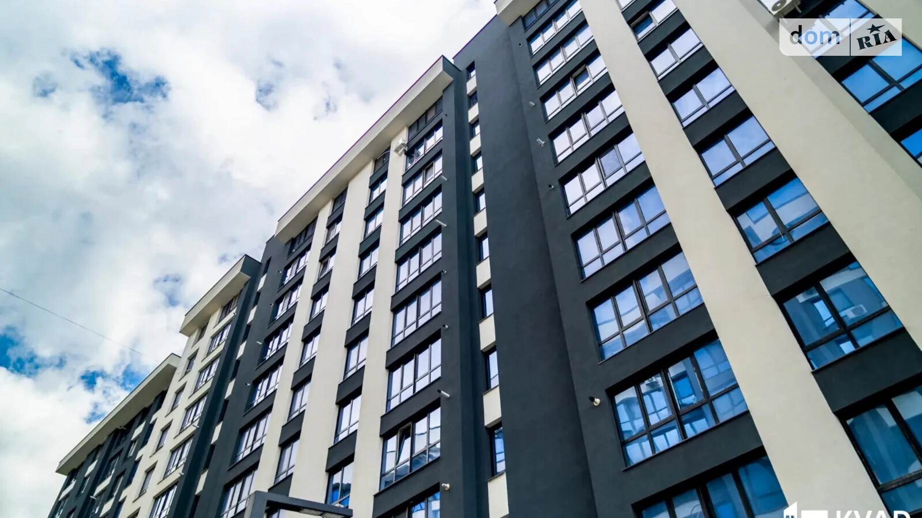 Продается 1-комнатная квартира 47 кв. м в Ивано-Франковске, ул. Романа Вирастюка, 3 - фото 2