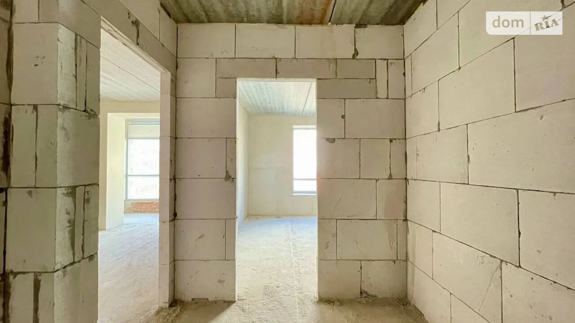 Продается 1-комнатная квартира 47 кв. м в Ивано-Франковске, ул. Романа Вирастюка, 3 - фото 3