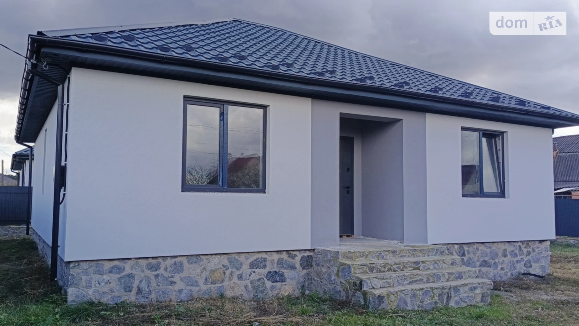 Продается одноэтажный дом 110 кв. м с бассейном, цена: 80000 $ - фото 4