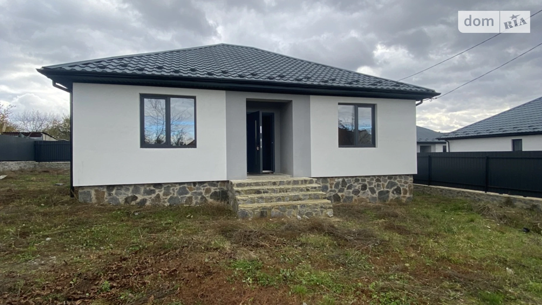 Продается одноэтажный дом 100 кв. м с гаражом, цена: 65000 $ - фото 2