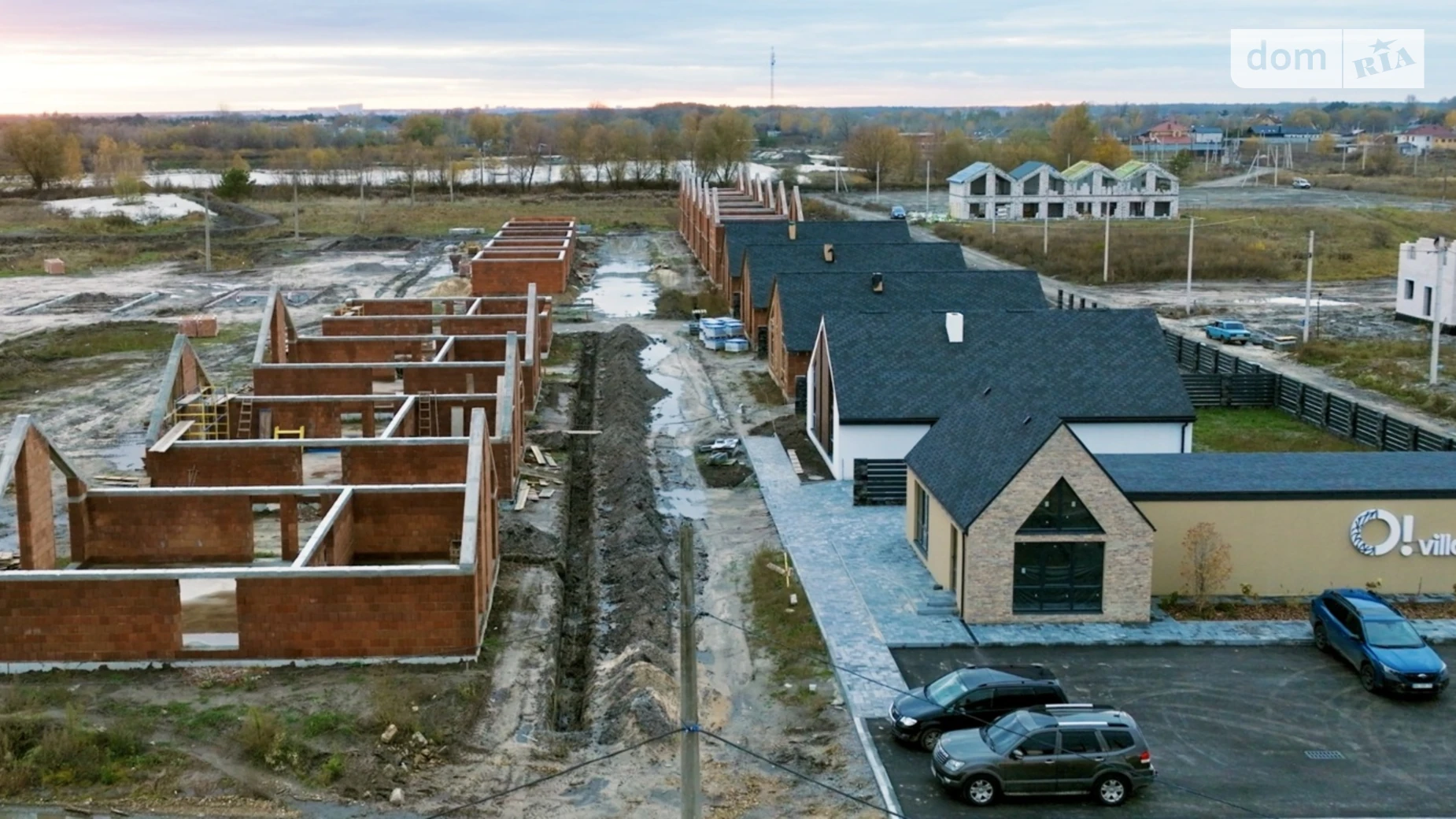 Продается дом на 2 этажа 130 кв. м с камином, цена: 106020 $ - фото 4