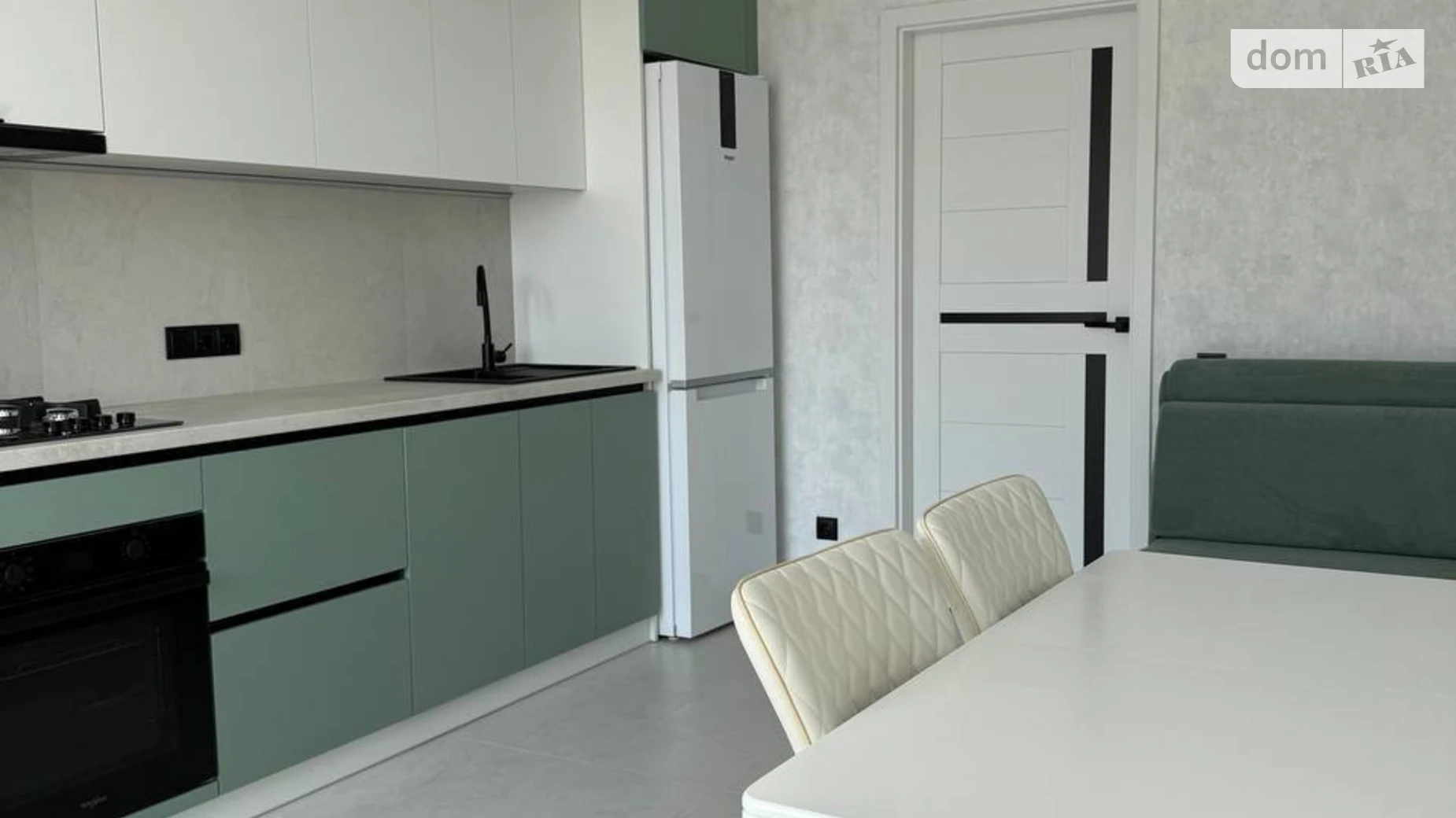 Продається 2-кімнатна квартира 68.4 кв. м у Хмельницькому, вул. Лісогринівецька, 34Б - фото 3