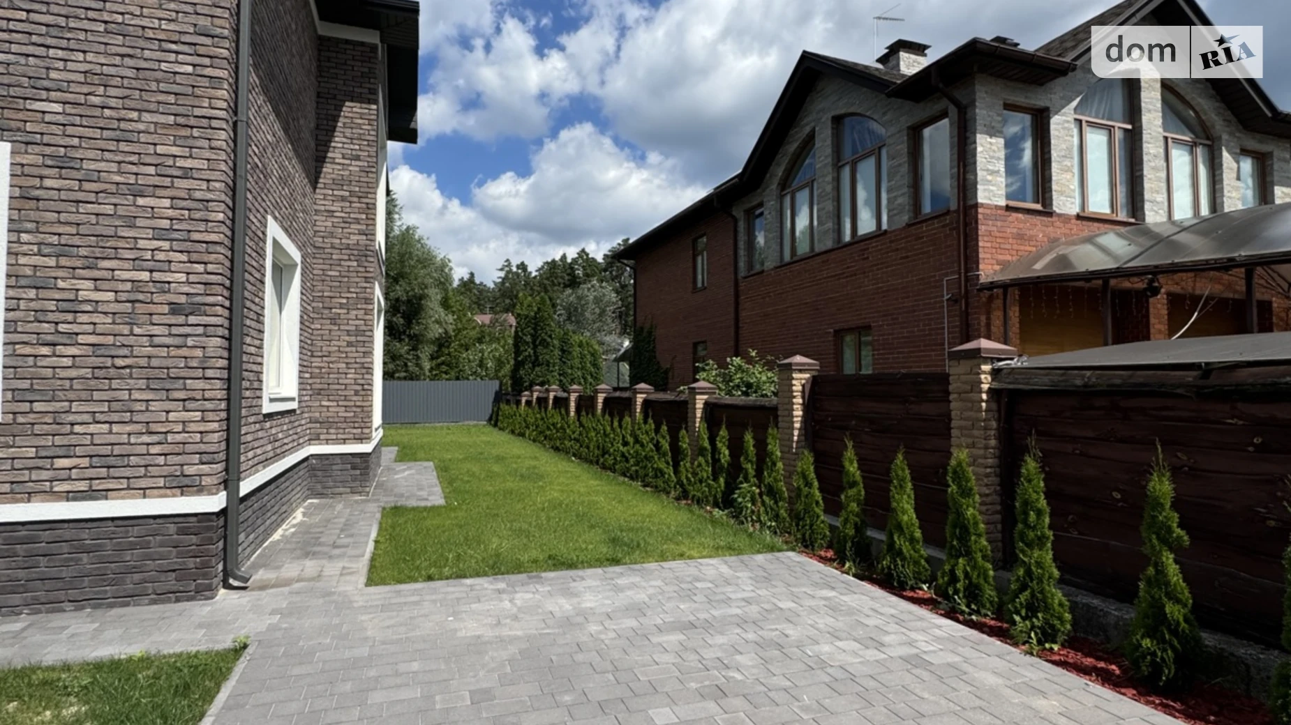 Продается дом на 2 этажа 213 кв. м с участком, цена: 280000 $ - фото 3