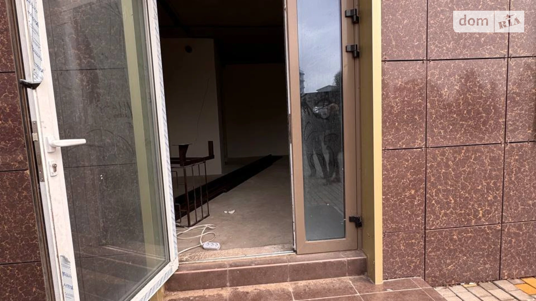 Продается помещения свободного назначения 45.2 кв. м в 19-этажном здании, цена: 68704 $ - фото 3