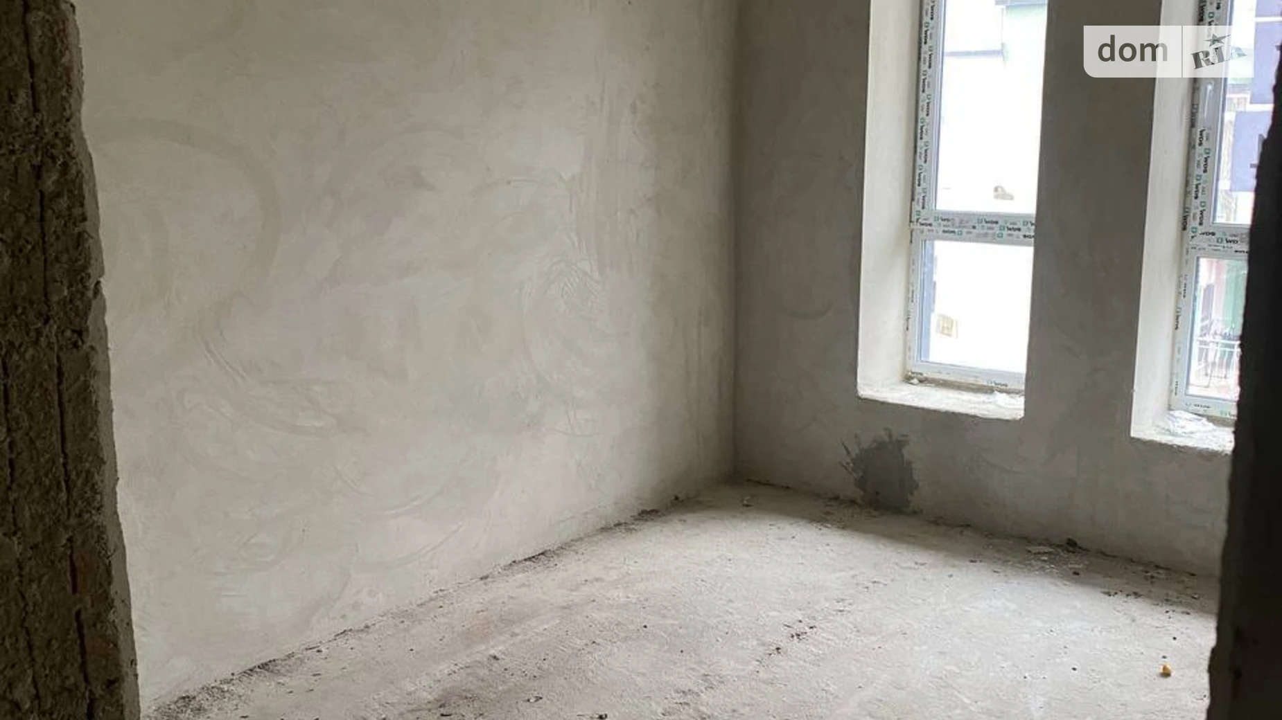 Продается 2-комнатная квартира 66.56 кв. м в Ивано-Франковске, ул. Национальной Гвардии - фото 2