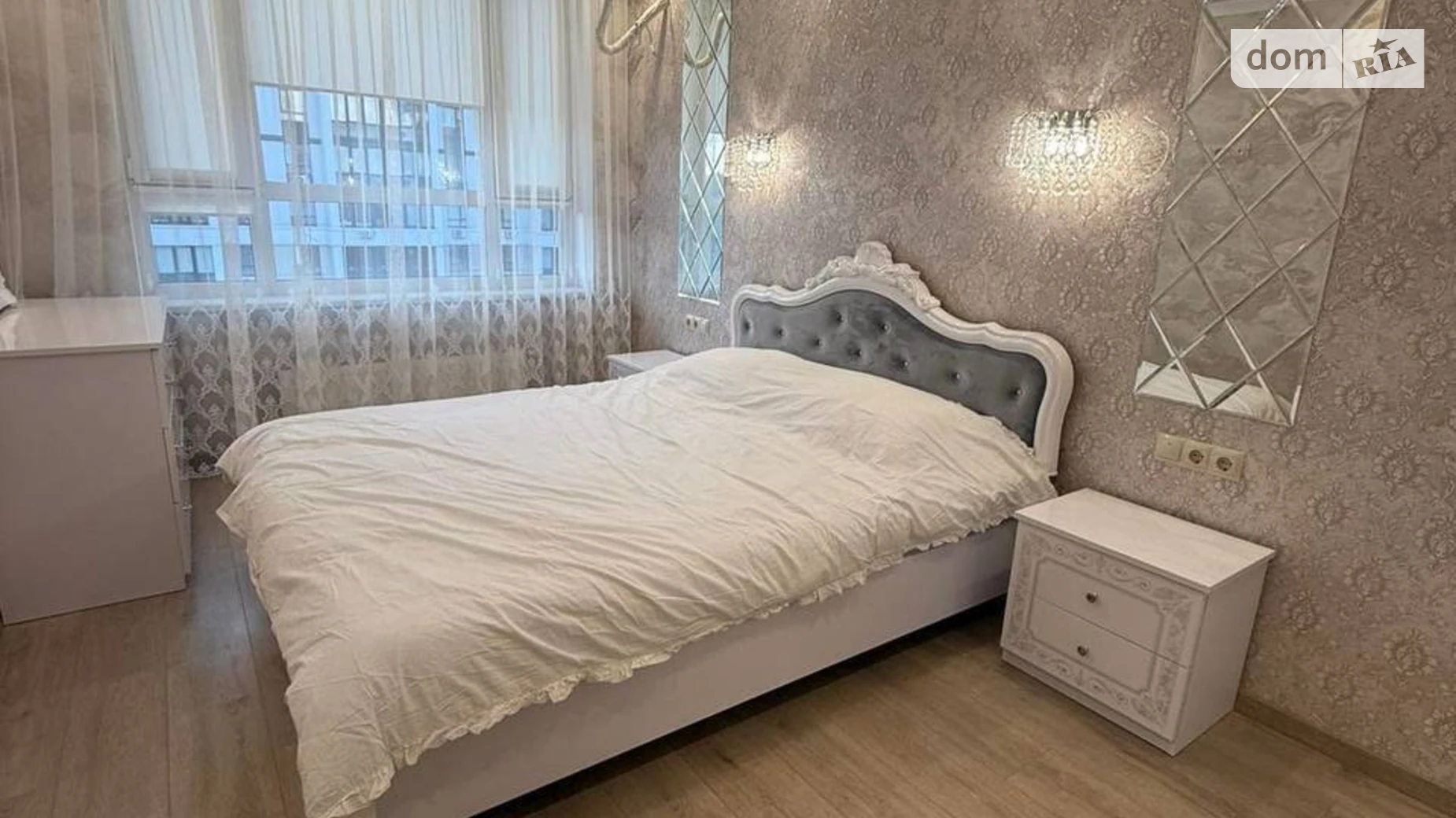 Сдается в аренду 2-комнатная квартира 60.3 кв. м в Ирпене, ул. Университетская(Карла Маркса), 3/2 - фото 2