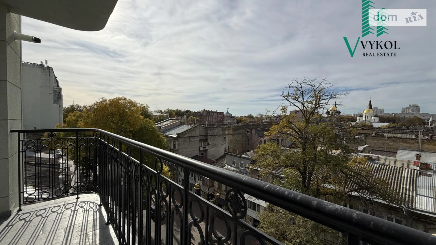 Продается 1-комнатная квартира 50.2 кв. м в Одессе, ул. Гимназическая, 13 - фото 2