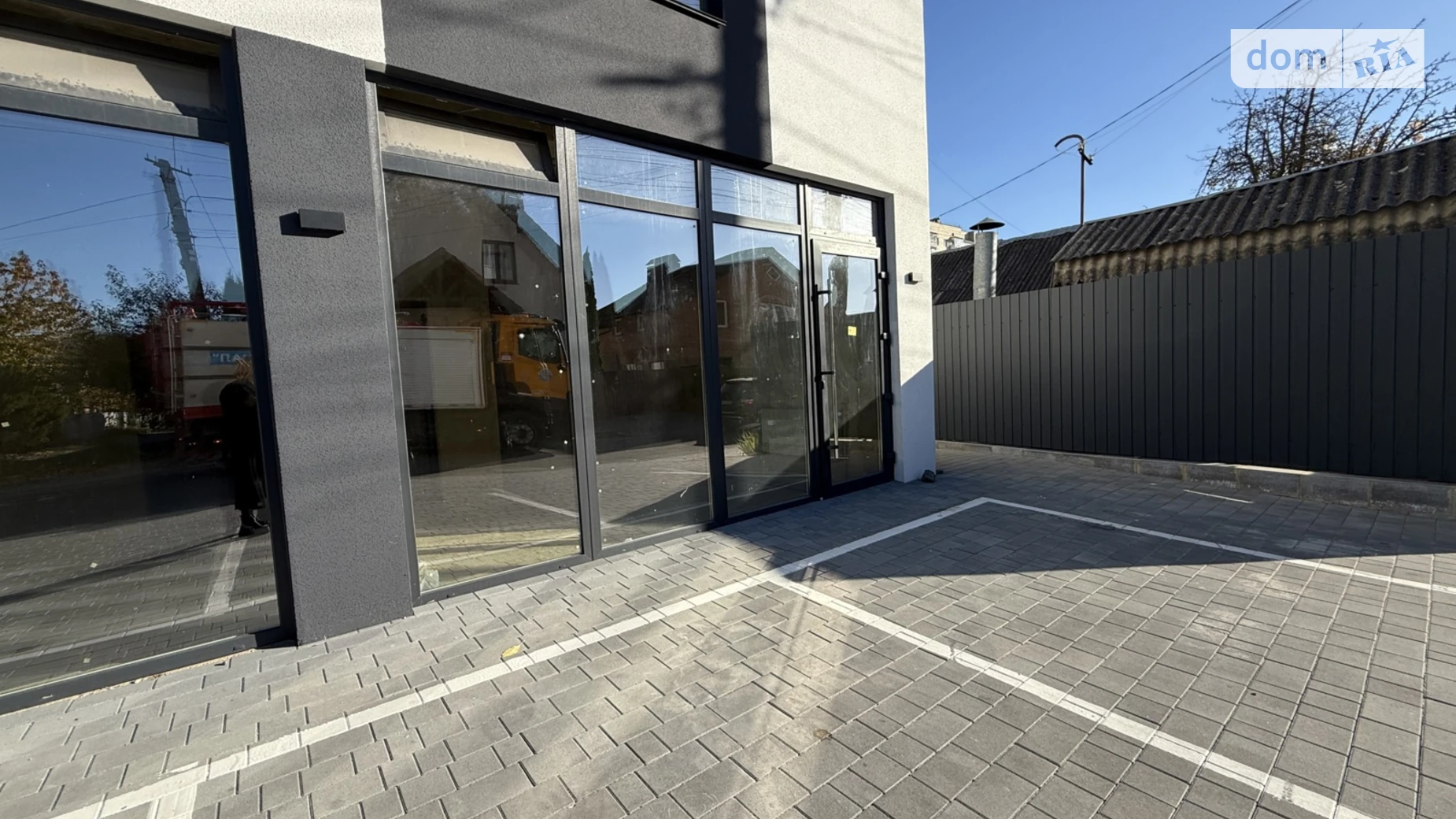 Продается помещения свободного назначения 40 кв. м в 3-этажном здании, цена: 84000 $ - фото 2