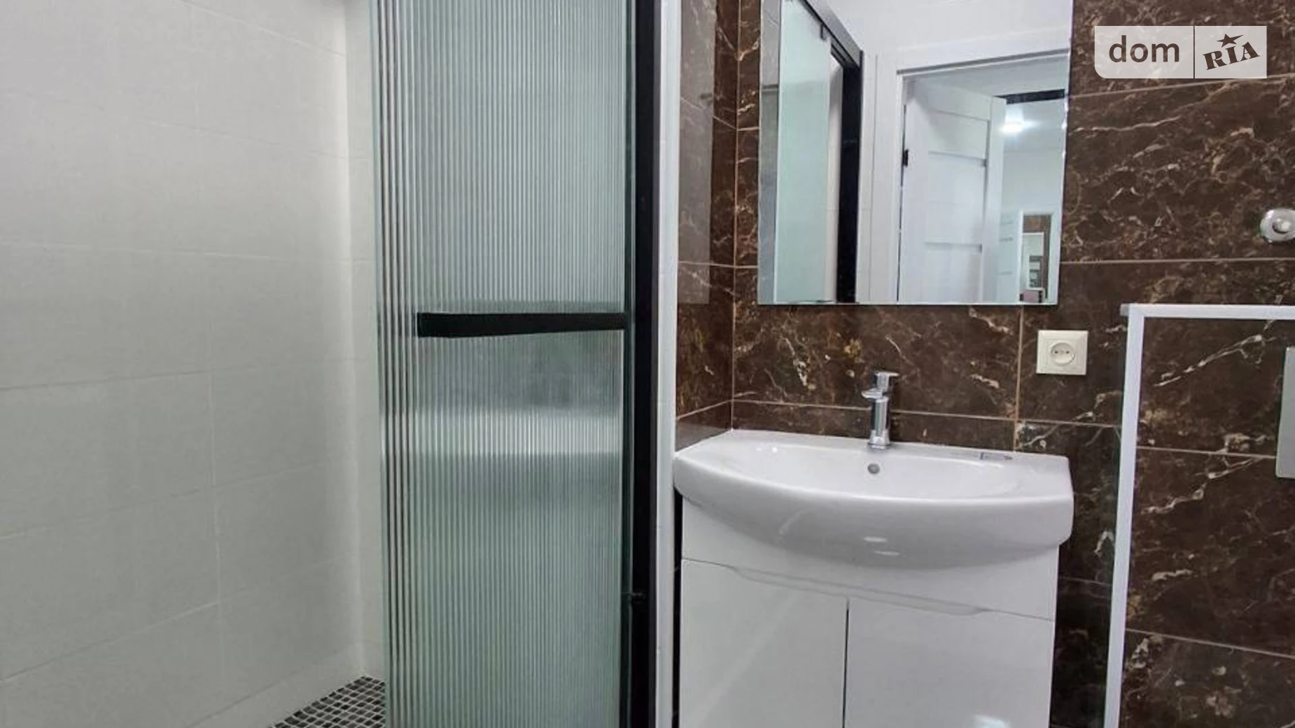 Сдается в аренду 1-комнатная квартира 43 кв. м в Одессе, мас. Радужный, 27 - фото 2