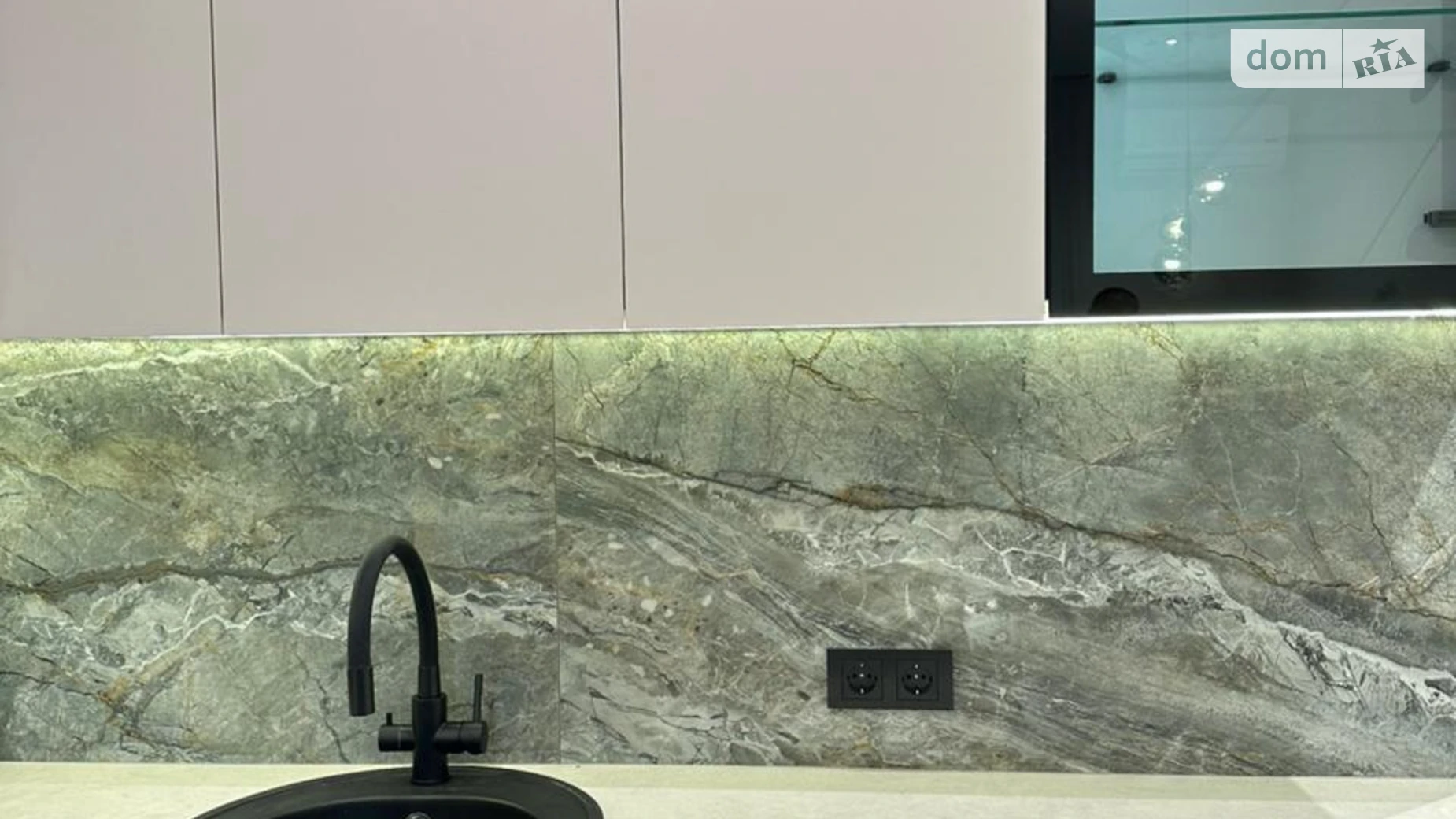 Продается 2-комнатная квартира 65 кв. м в Ужгороде, цена: 125000 $ - фото 4