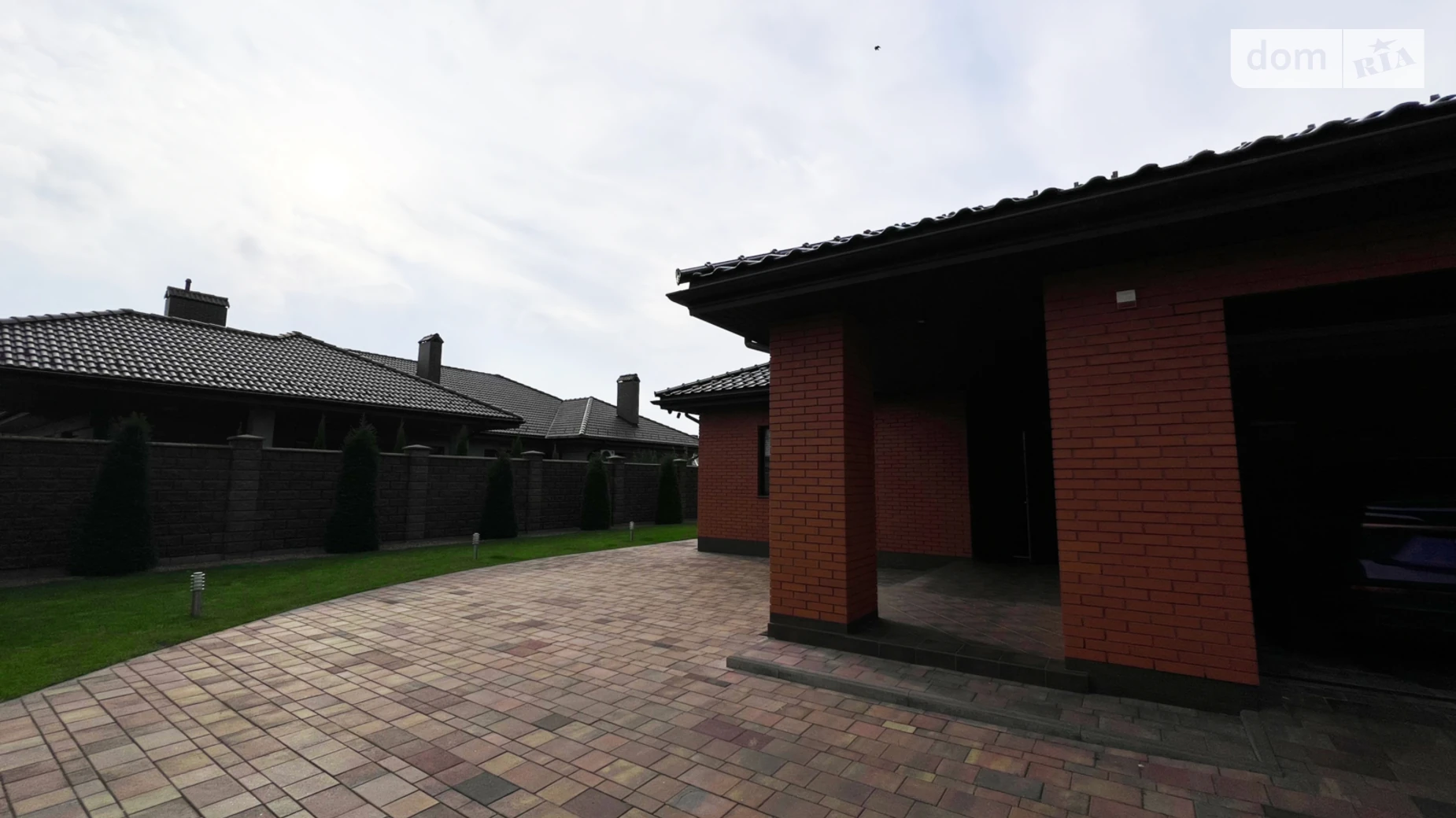 Продается одноэтажный дом 200 кв. м с террасой, цена: 425000 $ - фото 4