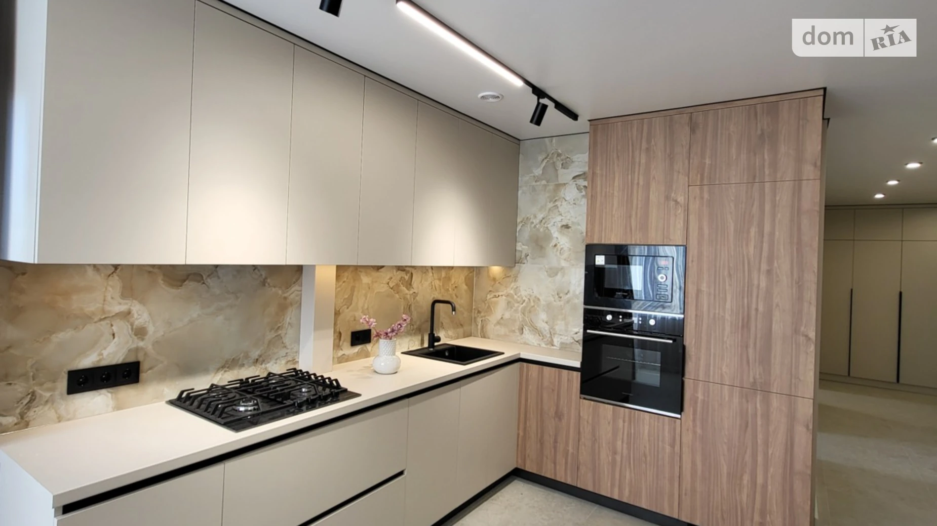 2-комнатная квартира 62 кв. м в Тернополе, ул. Смакулы - фото 3