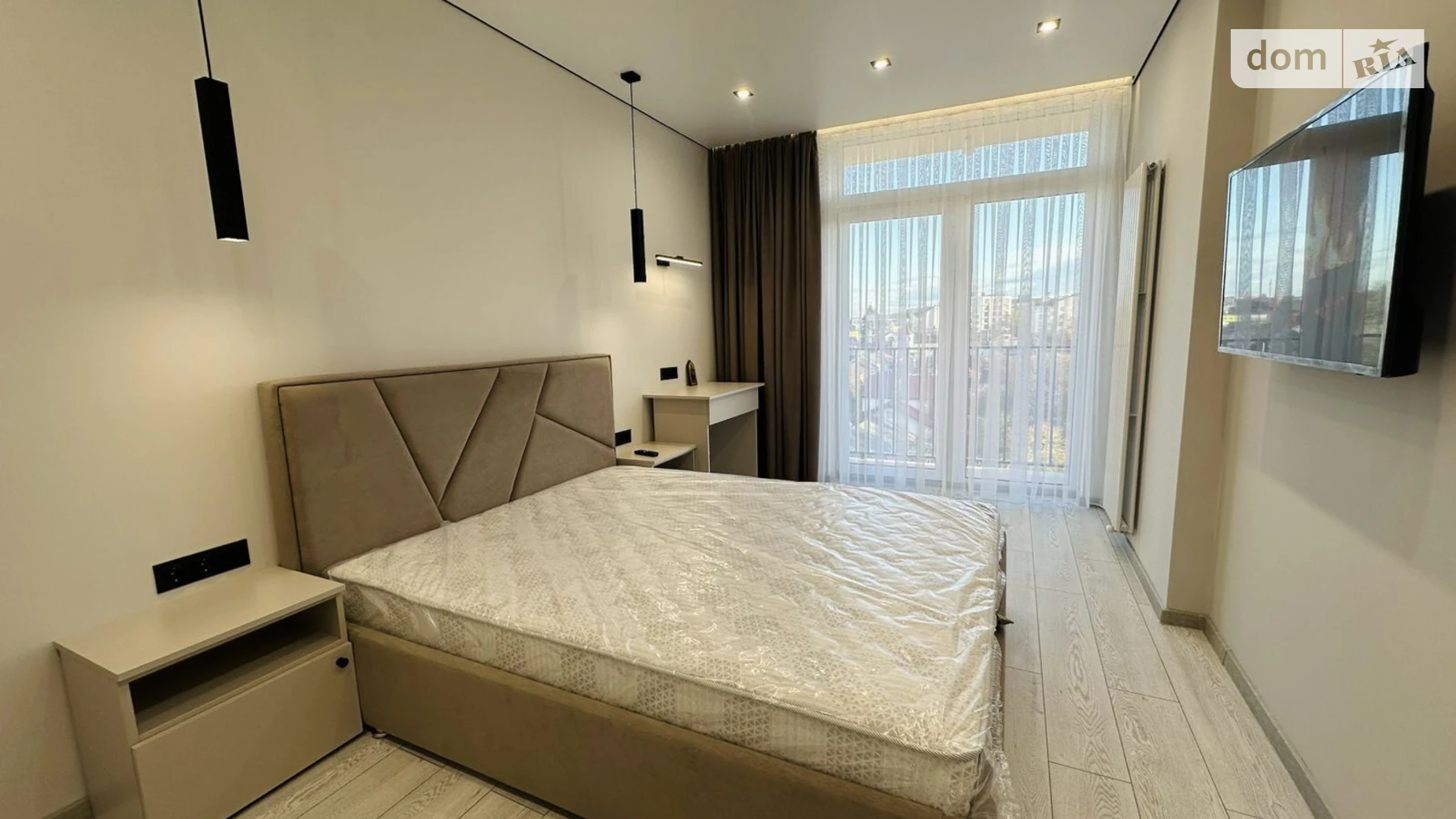 Сдается в аренду 1-комнатная квартира 40.7 кв. м в Ивано-Франковске, цена: 430 $ - фото 2