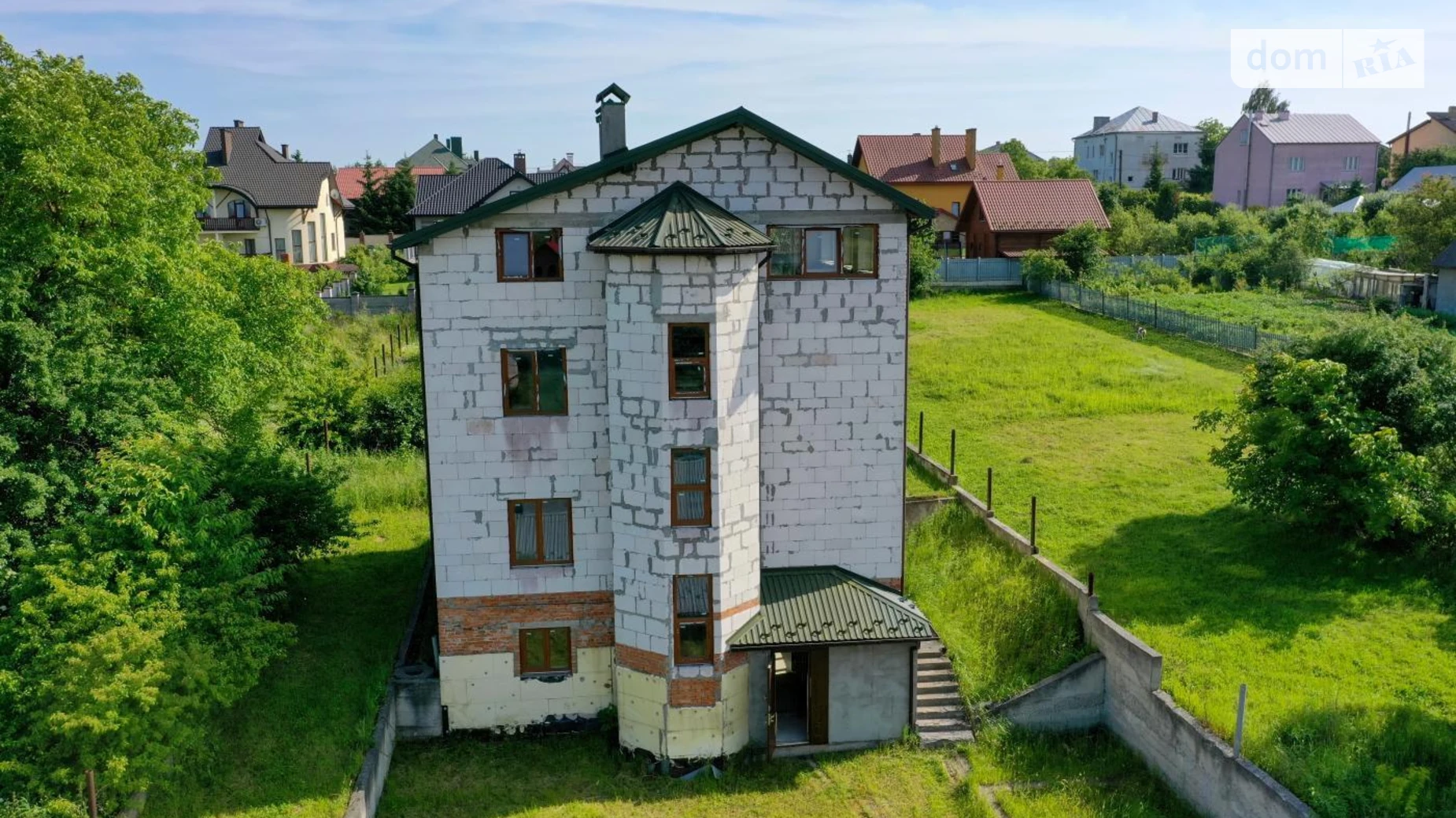 Продається будинок 3 поверховий 279.9 кв. м з терасою, цена: 150000 $ - фото 2