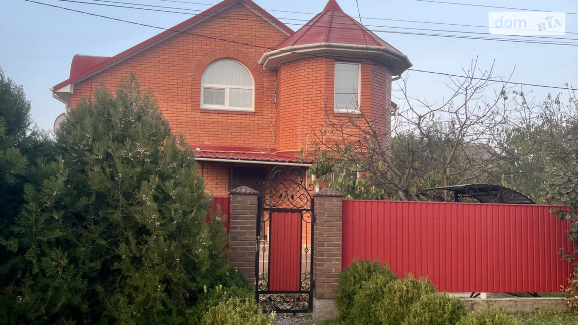 Продается дом на 2 этажа 190 кв. м с верандой, цена: 125000 $ - фото 2