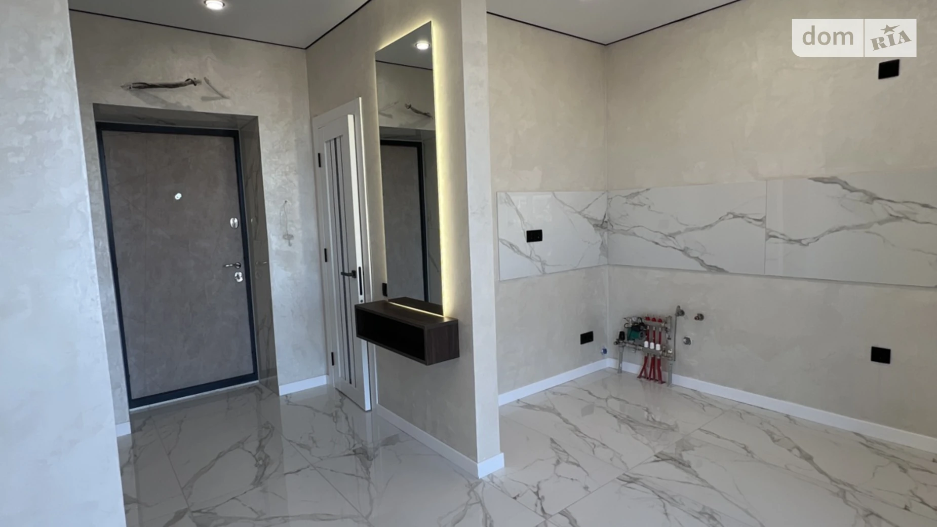 Продается 2-комнатная квартира 54 кв. м в Ивано-Франковске, ул. Кисилевской Ольги - фото 2