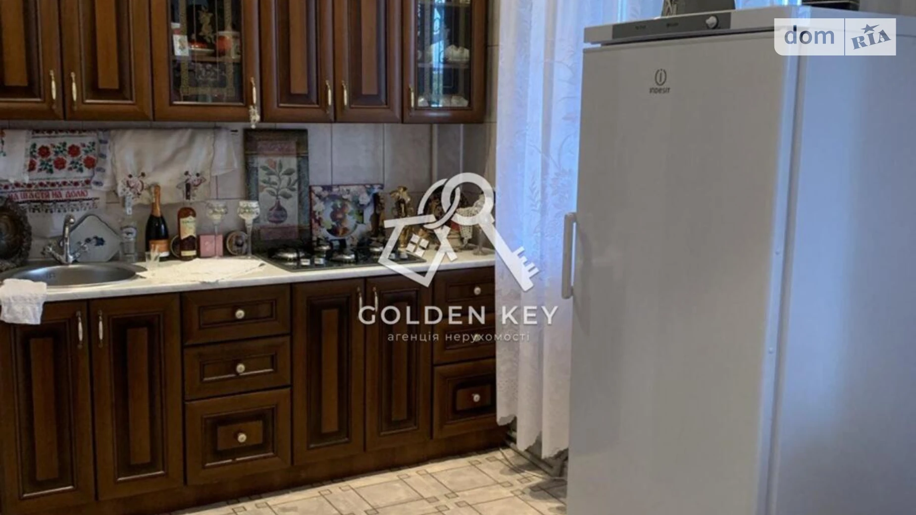 Продается дом на 2 этажа 307 кв. м с мебелью, цена: 160000 $ - фото 4